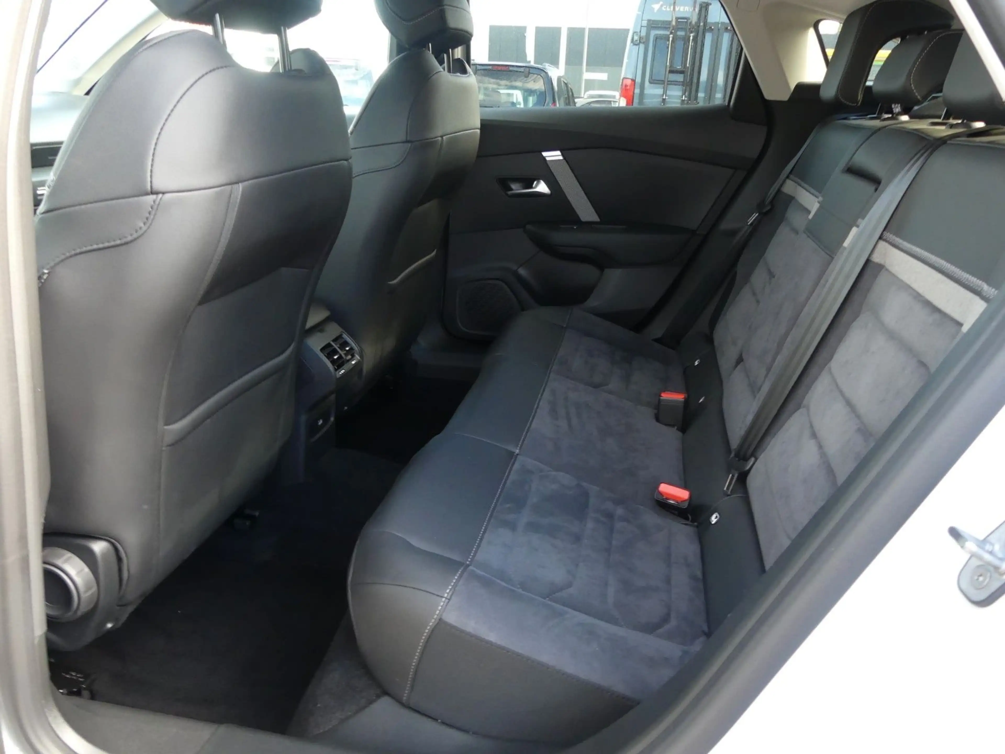 Citroen C4 Max Automatik *360 Grad Kamera* — photo 10