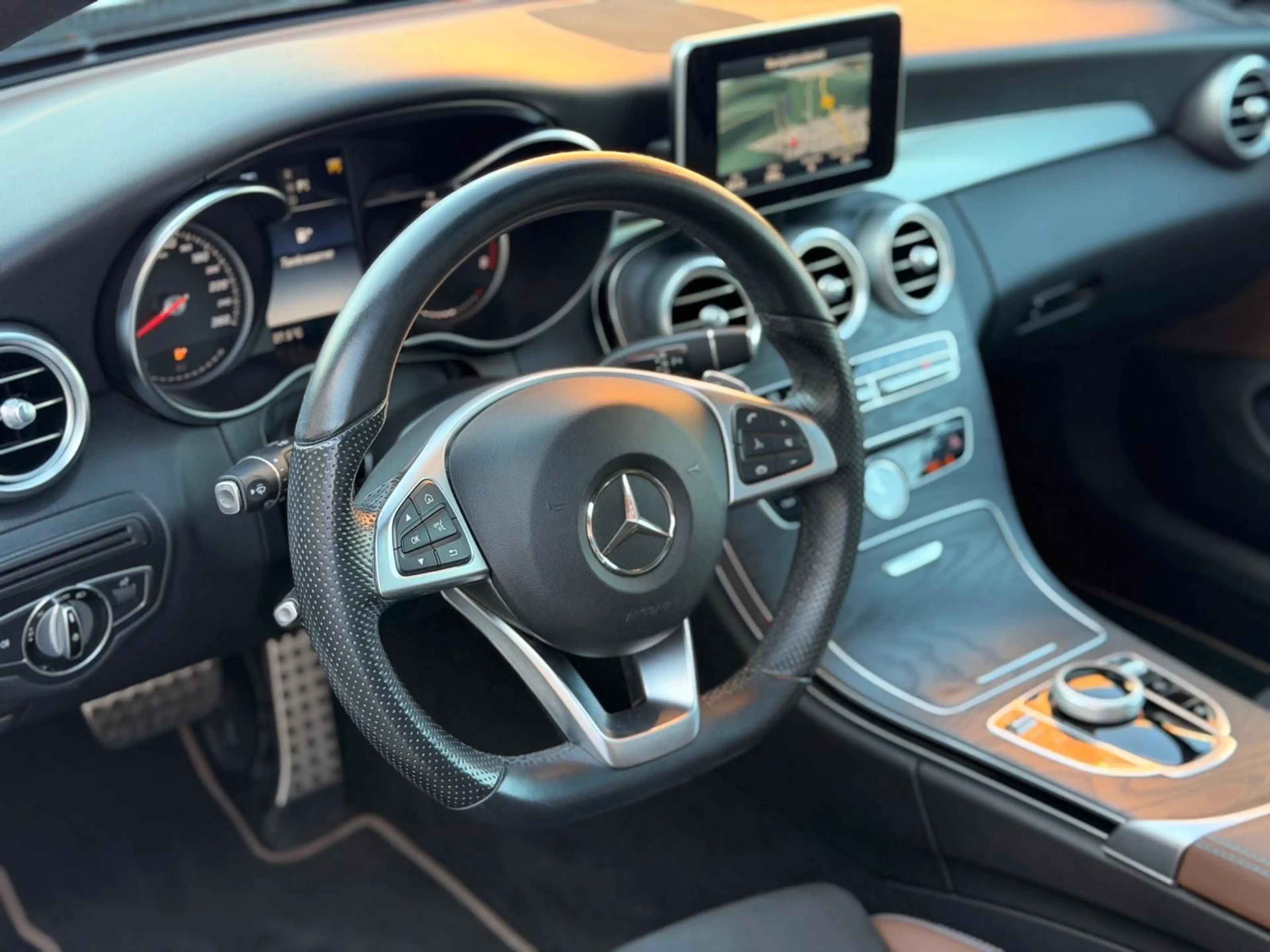 Mercedes-Benz C 300 Coupe Edition 1 LED Pano Navi Kamera — photo 9