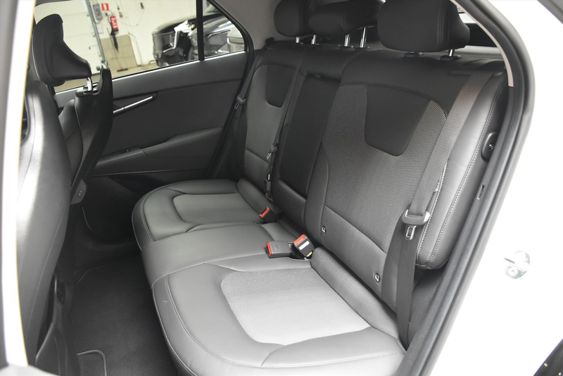 Kia e-Niro 64,8 kWh 204pk Aut DynamicLine \ 3 FASE | Trekhaak — photo 11
