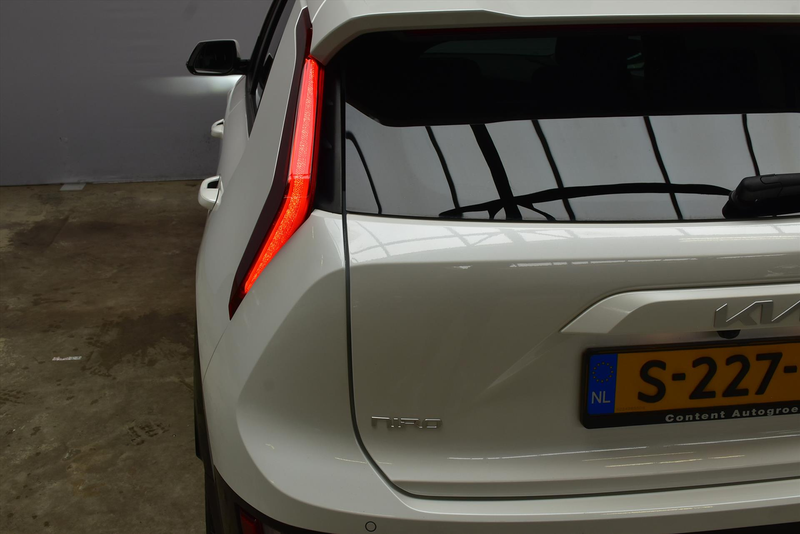 Kia e-Niro 64,8 kWh 204pk Aut DynamicLine \ 3 FASE | Trekhaak — photo 31