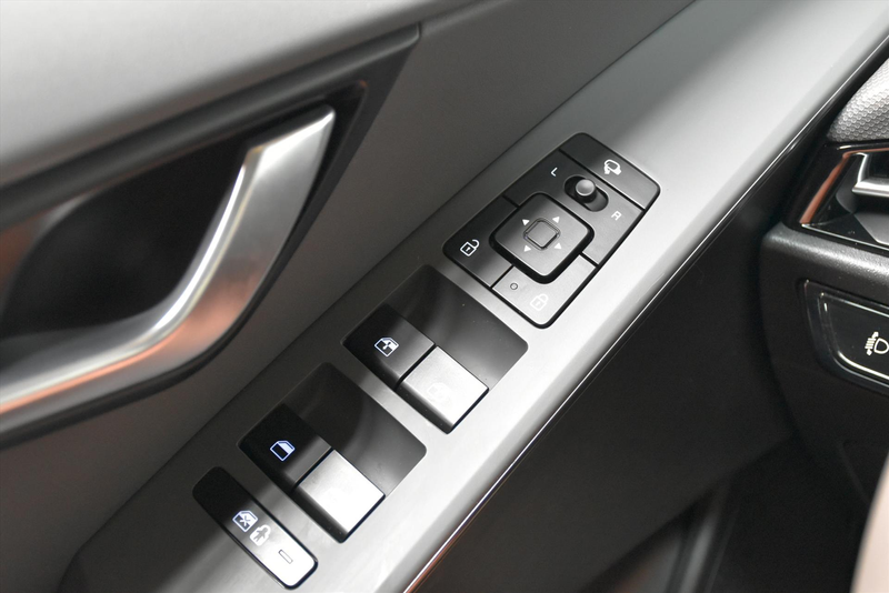 Kia e-Niro 64,8 kWh 204pk Aut DynamicLine \ 3 FASE | Trekhaak — photo 14