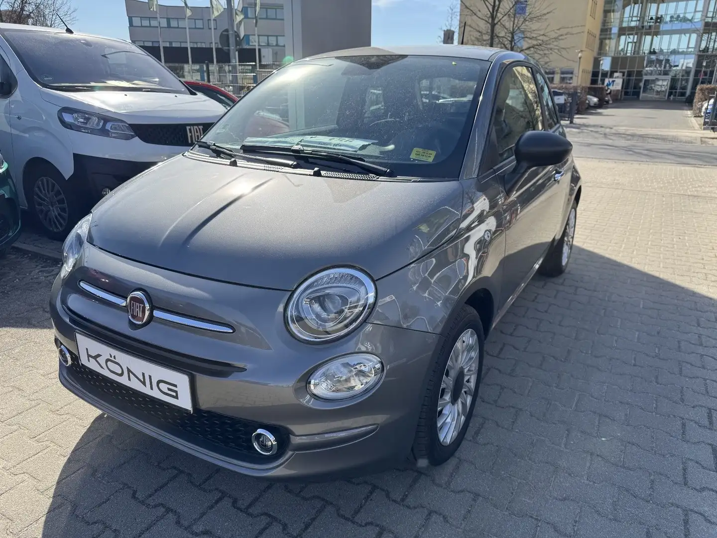 Fiat 500 Hatchback 1.0 GSE Hybrid Grijs - 1