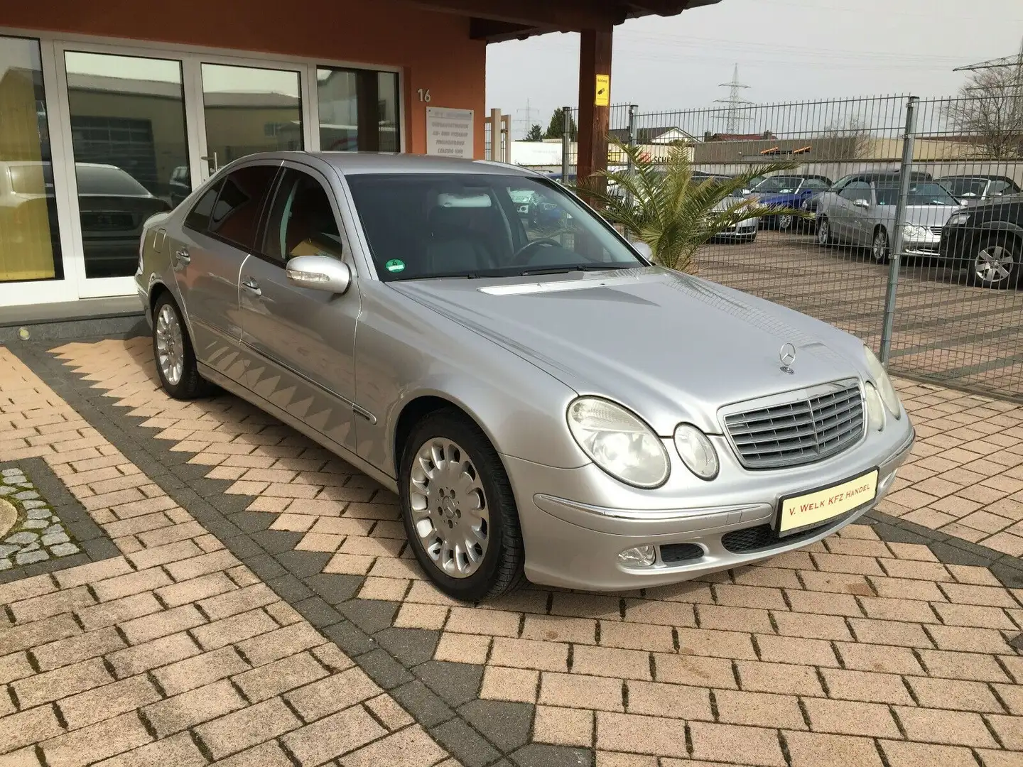 Mercedes-Benz E 500 E -Klasse Lim. E 500 LPG ( Autogas ) Argento - 1