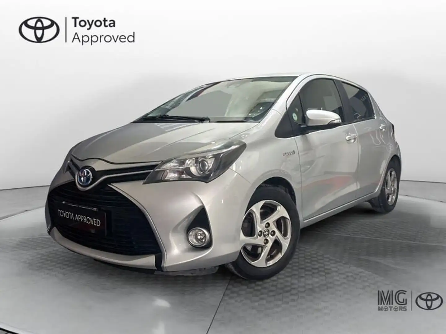 Toyota Yaris 1.5 Hybrid 5 porte Active - 1