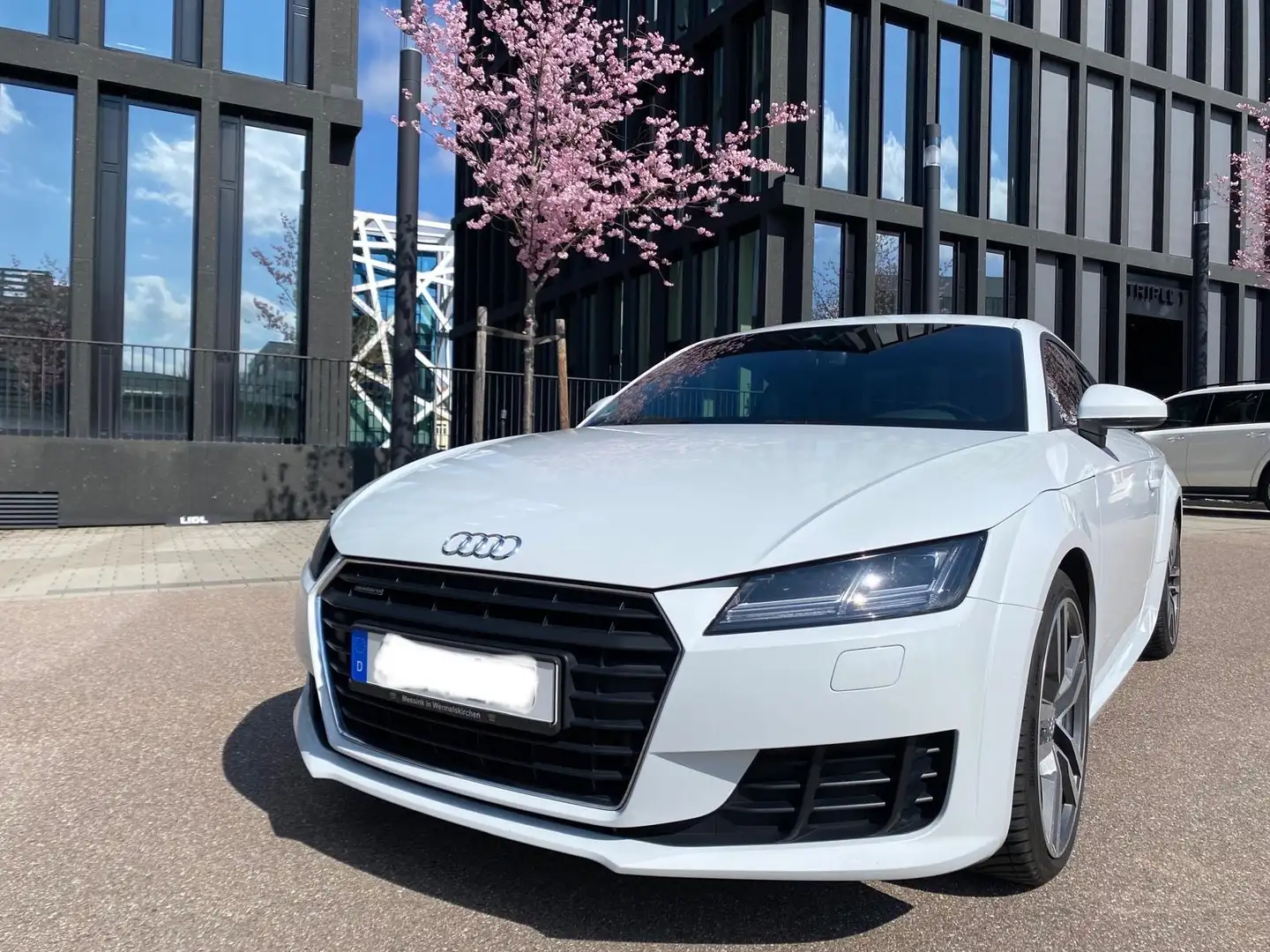 Audi TT 2.0 TFSI quattro Weiß - 1
