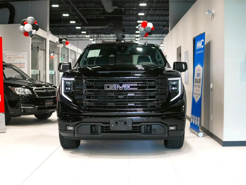 2024 GMC Sierra 1500 ELEVATION photo 3