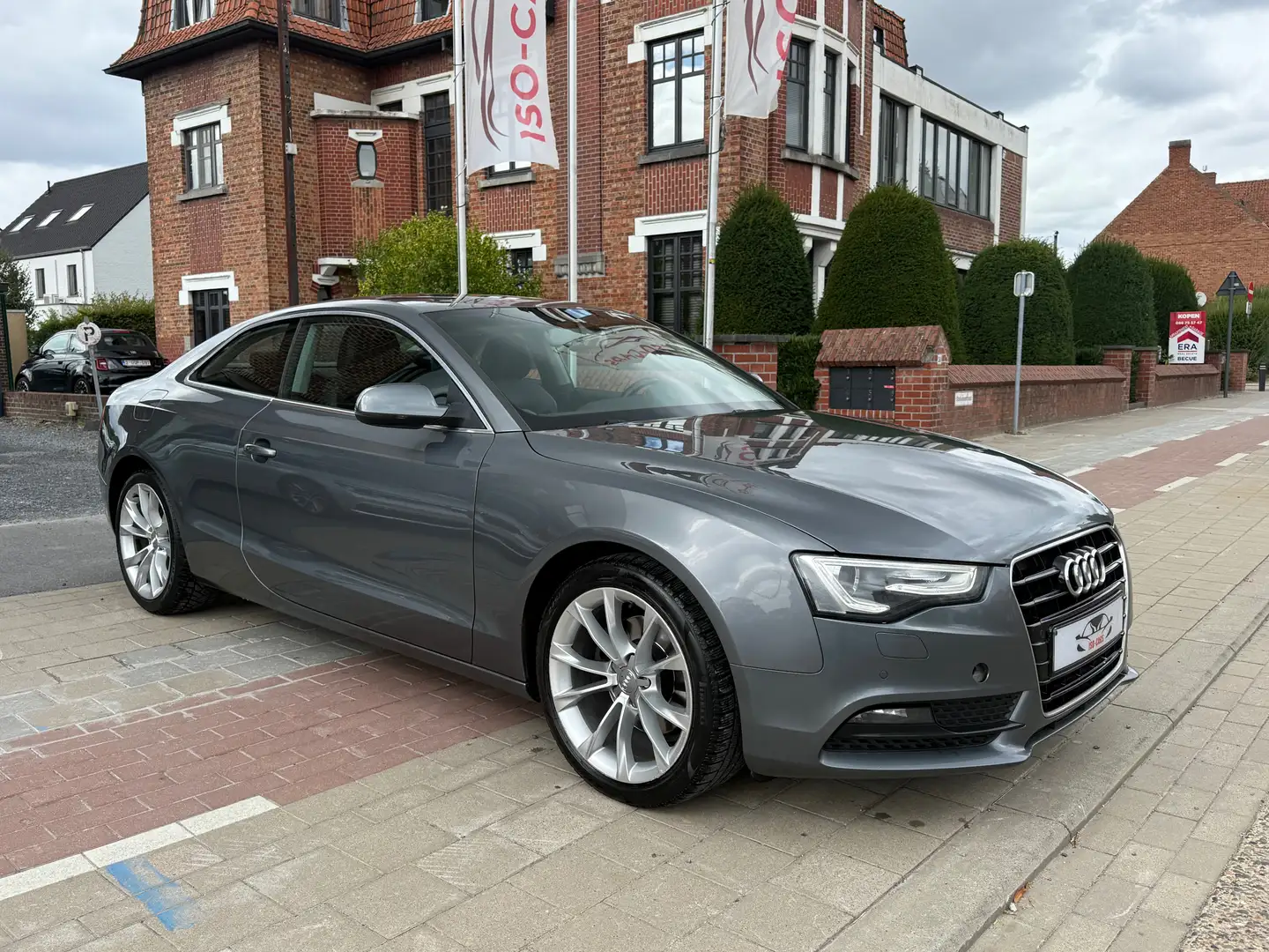 Audi A5 2.0 TDI DPF  multitronic // NAVI // Gris - 2