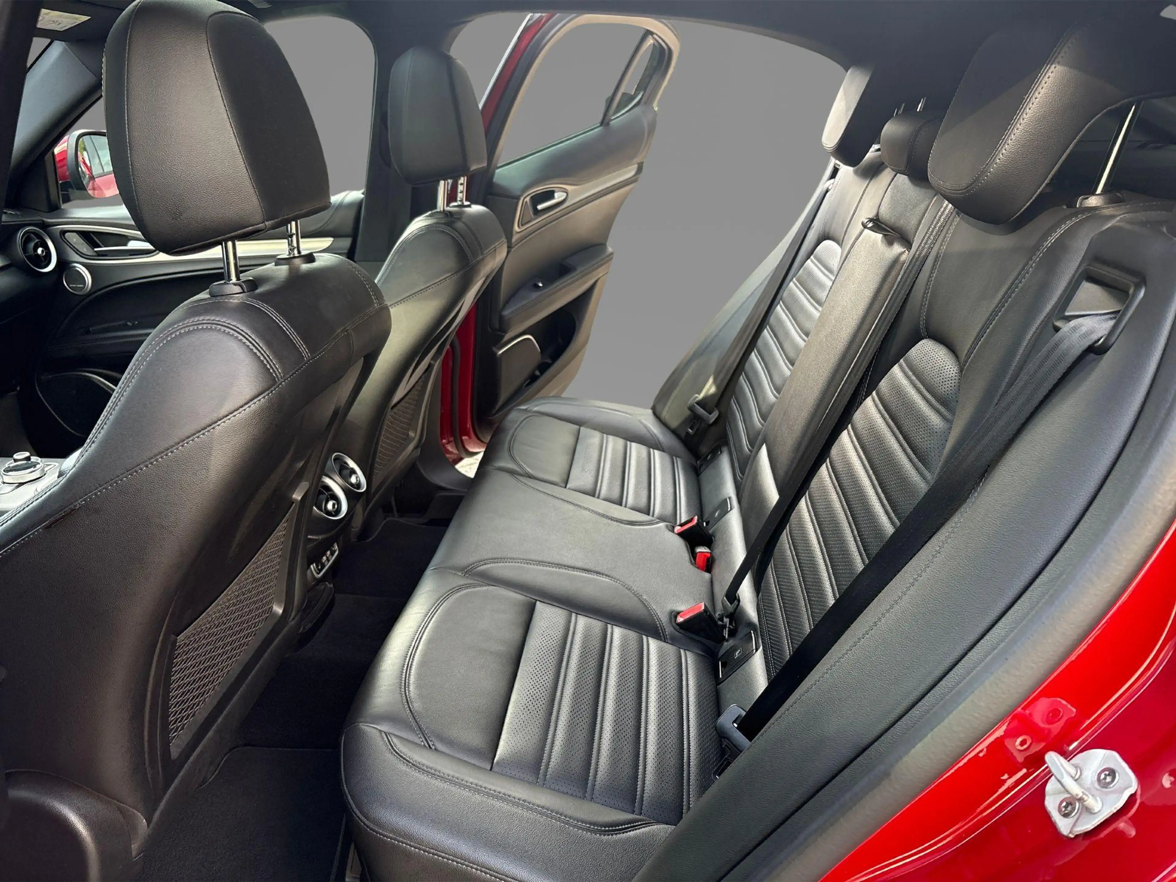Alfa Romeo Stelvio 2.0 T 280 AWD Veloce Q4 | Schuifdak | Lederen Velo — photo 7