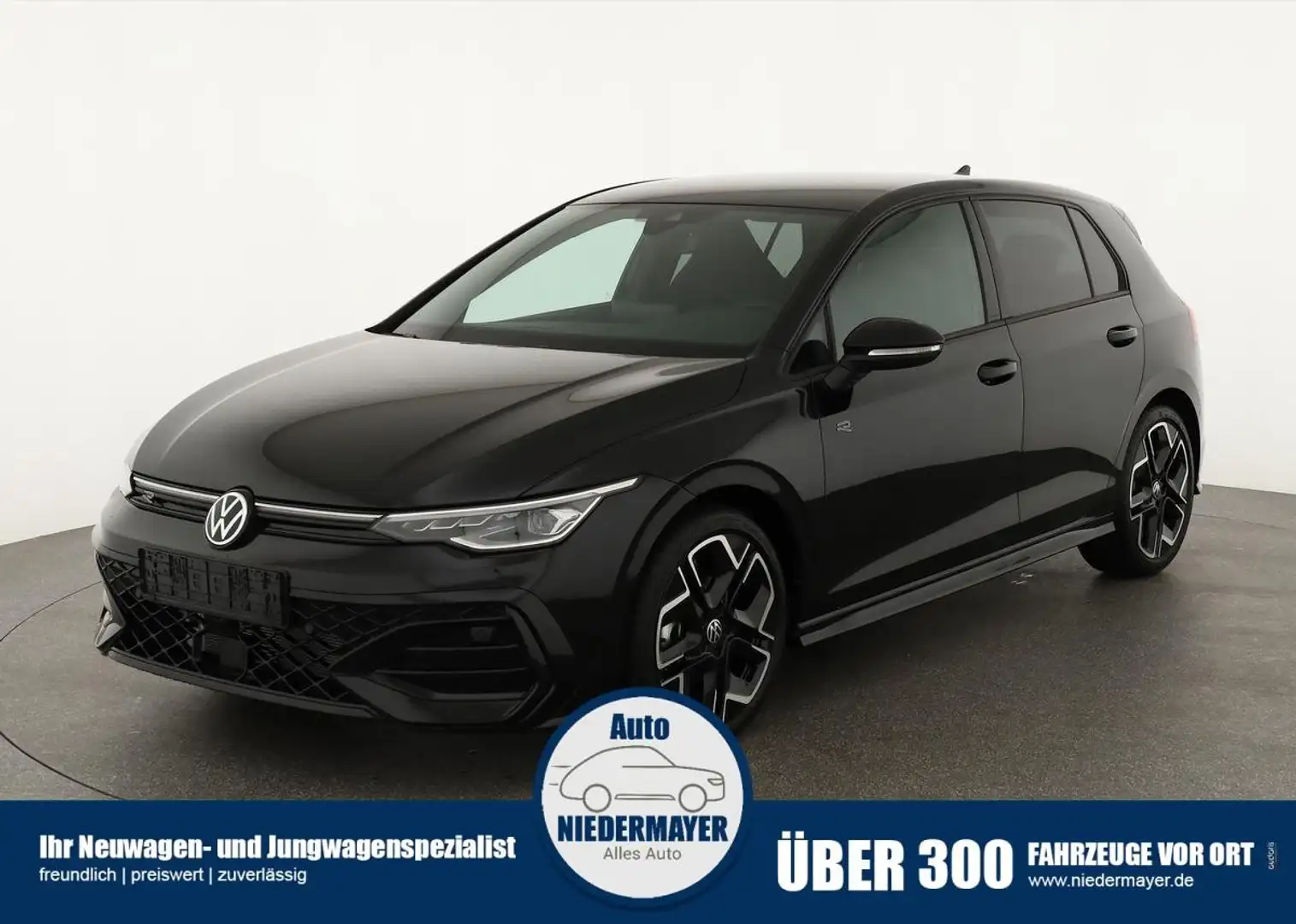 Volkswagen Golf VIII 1.5 eTSI DSG R-LINE, LED- Plus, 18-Zoll, Navi Schwarz - 1