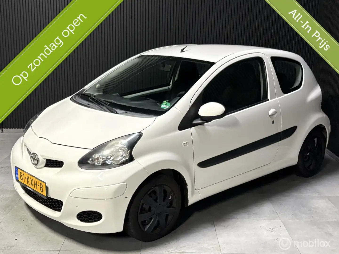 Toyota Aygo 1.0-12V Comfort - Airco - Nap - Elek pakket Wit - 1