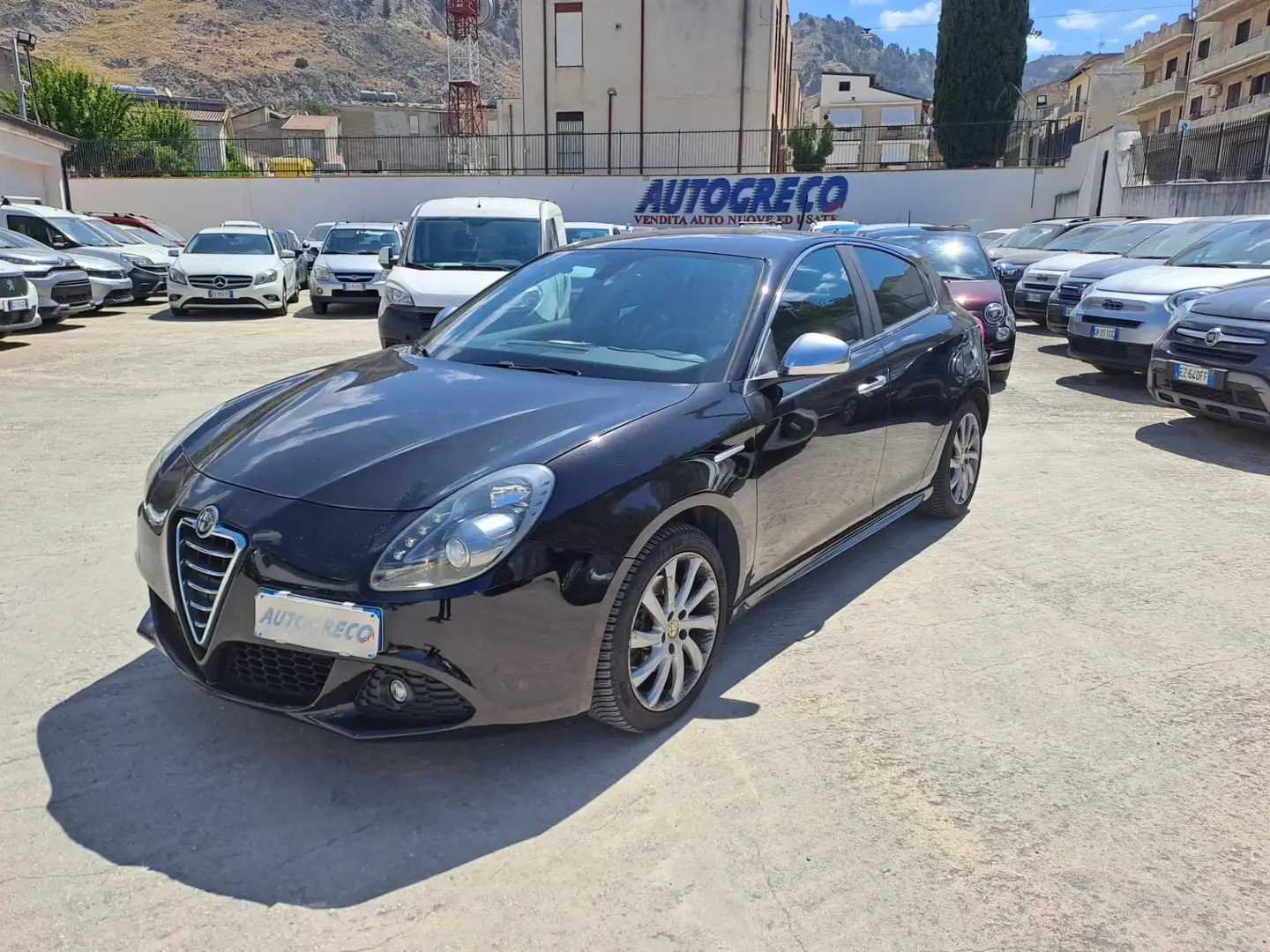 Alfa Romeo Giulietta Giulietta 1.4 Turbo MultiAir Distinctive Noir - 1