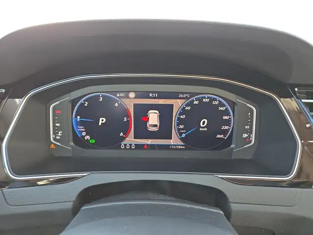 Volkswagen Passat view 9