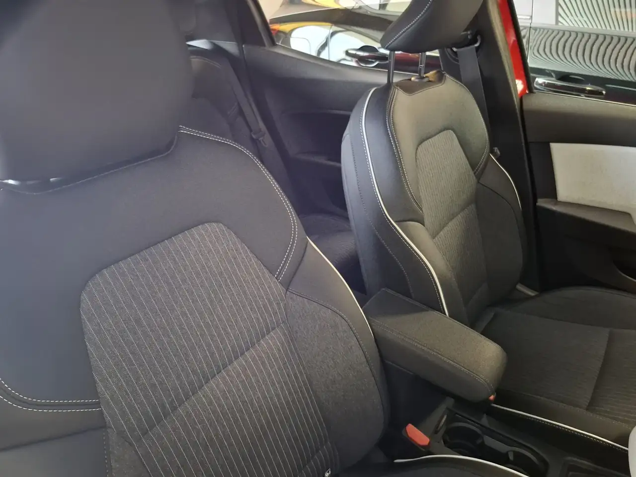 Renault Clio V 2019 1.6 E-Tech full hybrid Equilibre 145cv auto, миниатюра 10
