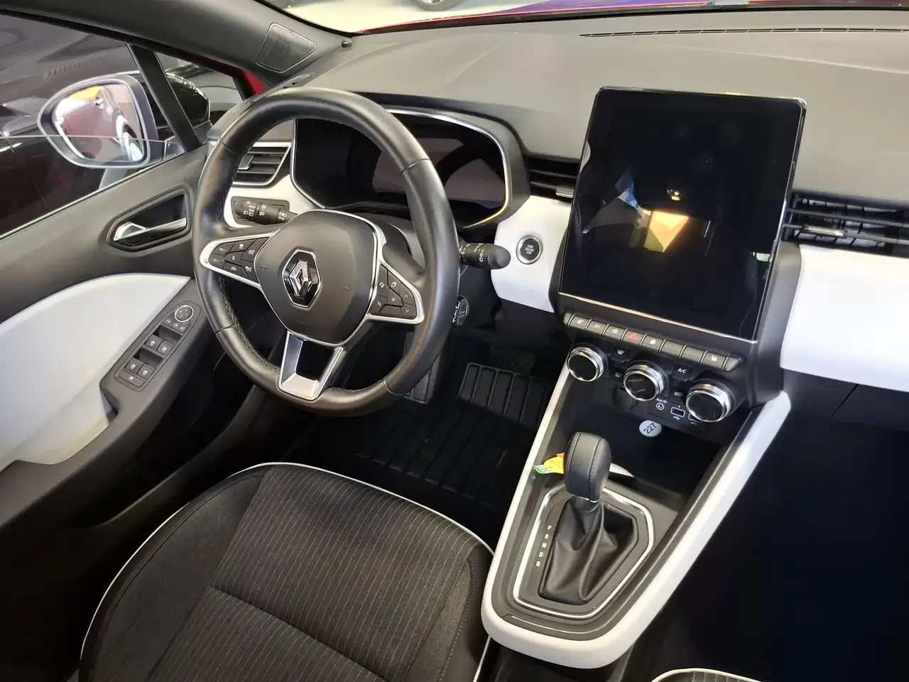 Renault Clio V 2019 1.6 E-Tech full hybrid Equilibre 145cv auto, миниатюра 7