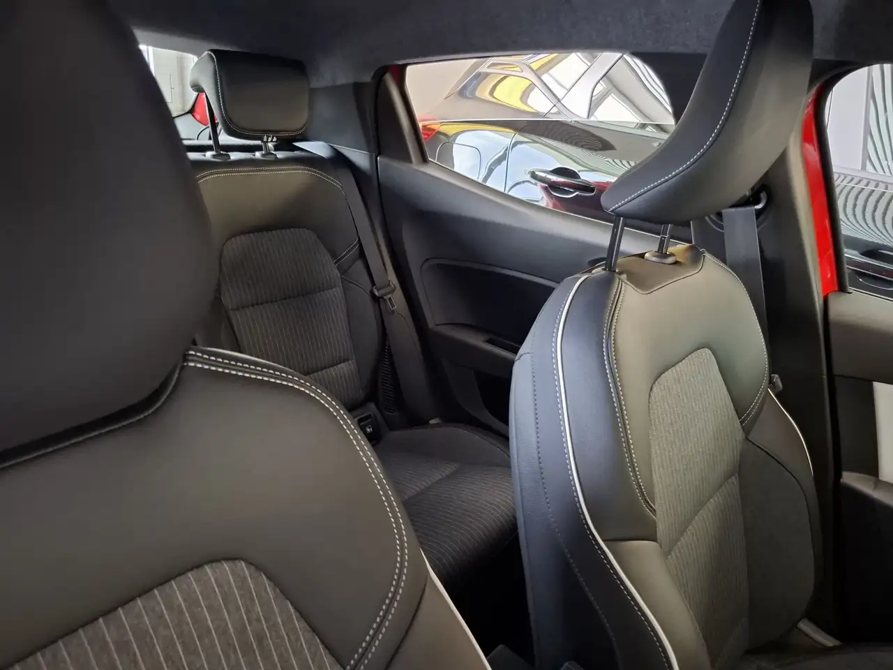 Renault Clio V 2019 1.6 E-Tech full hybrid Equilibre 145cv auto, миниатюра 8