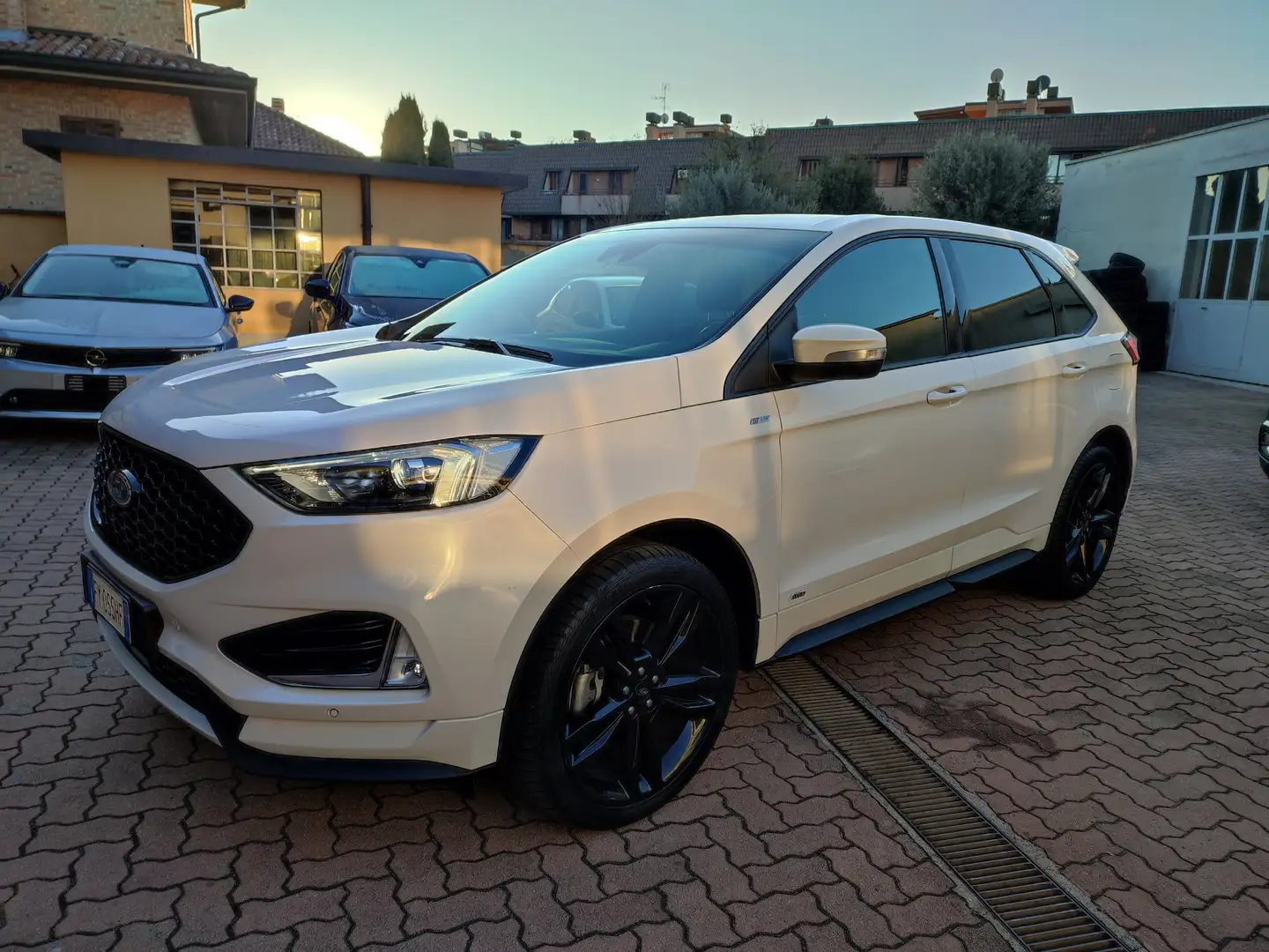 Ford Edge 2.0 ecoblue ST-Line s 238 cv AWD Form.GuidaSicuro Wit - 1