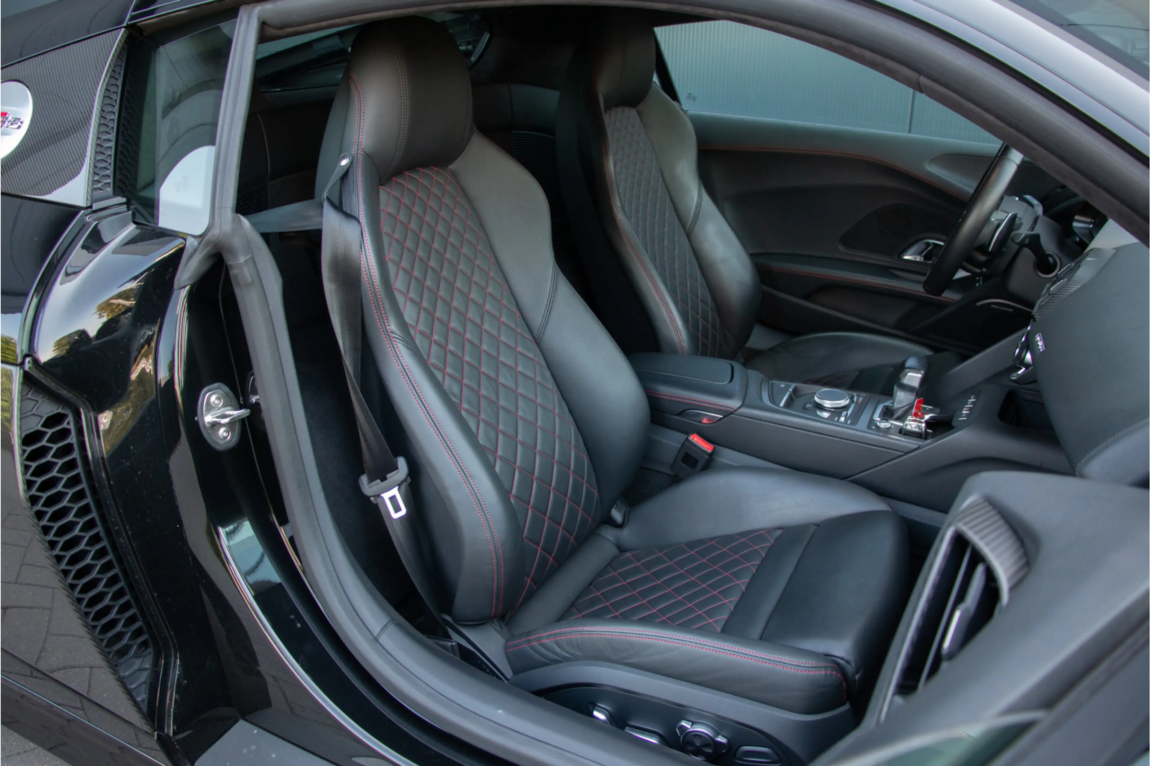 Audi R8 5.2 FSI Quattro Plus 610PK | Ceramic Brakes | B&O — photo 15