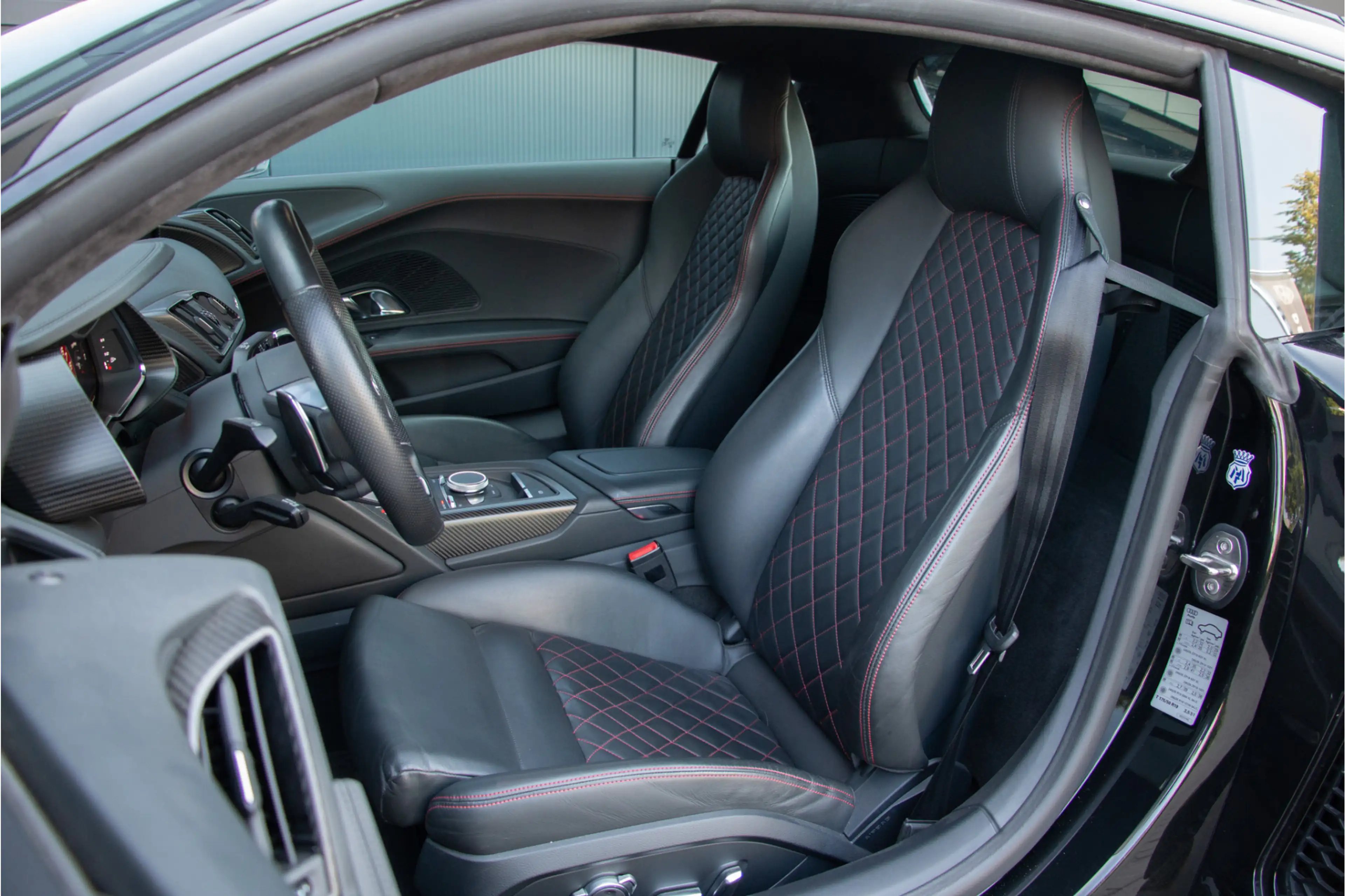 Audi R8 5.2 FSI Quattro Plus 610PK | Ceramic Brakes | B&O — photo 5