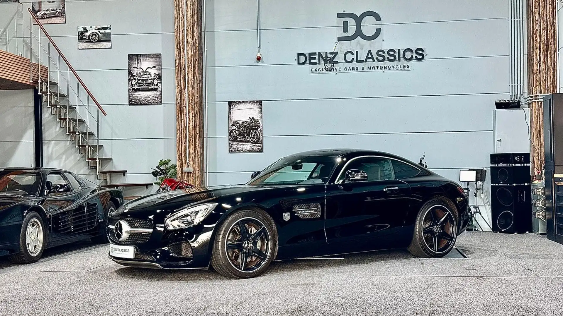 Mercedes-Benz AMG GT Coupe / Panorama / Burmester Negro - 1