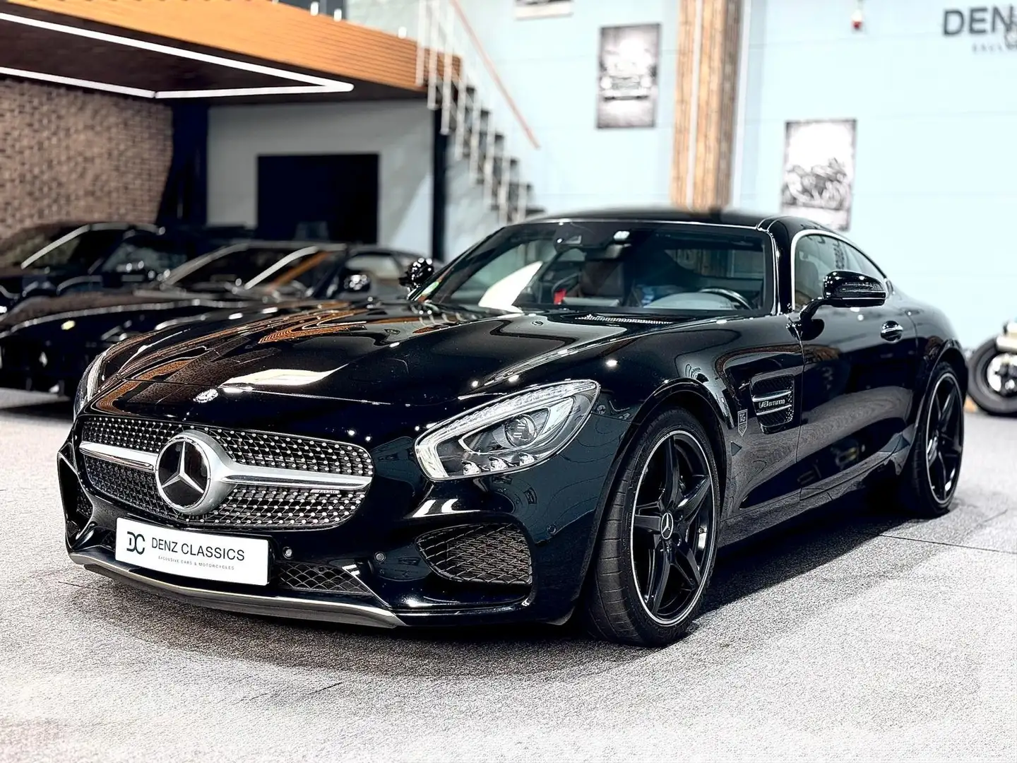 Mercedes-Benz AMG GT Coupe / Panorama / Burmester Negro - 2