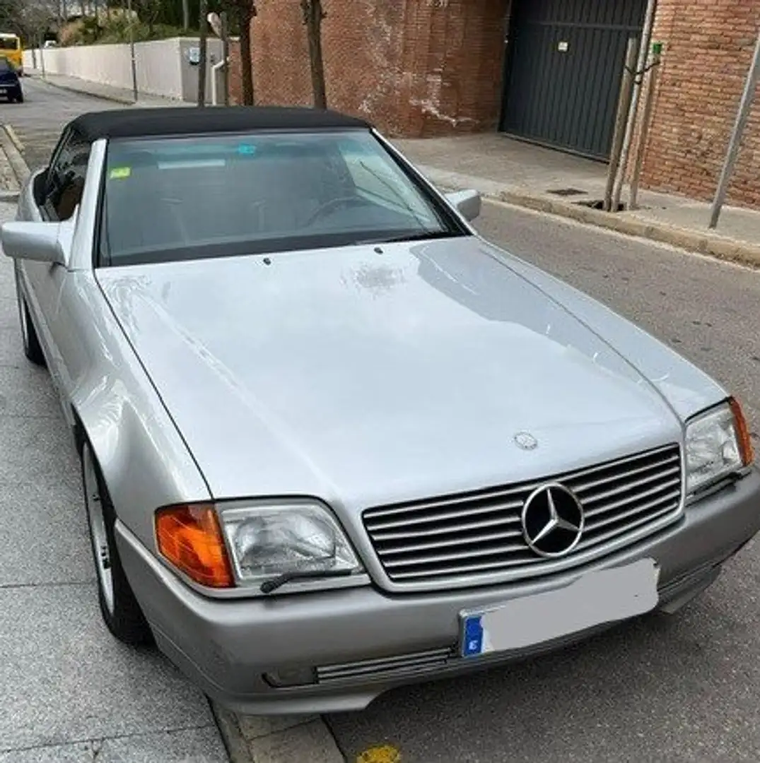 Mercedes-Benz SL 600 AMG Srebrny - 2