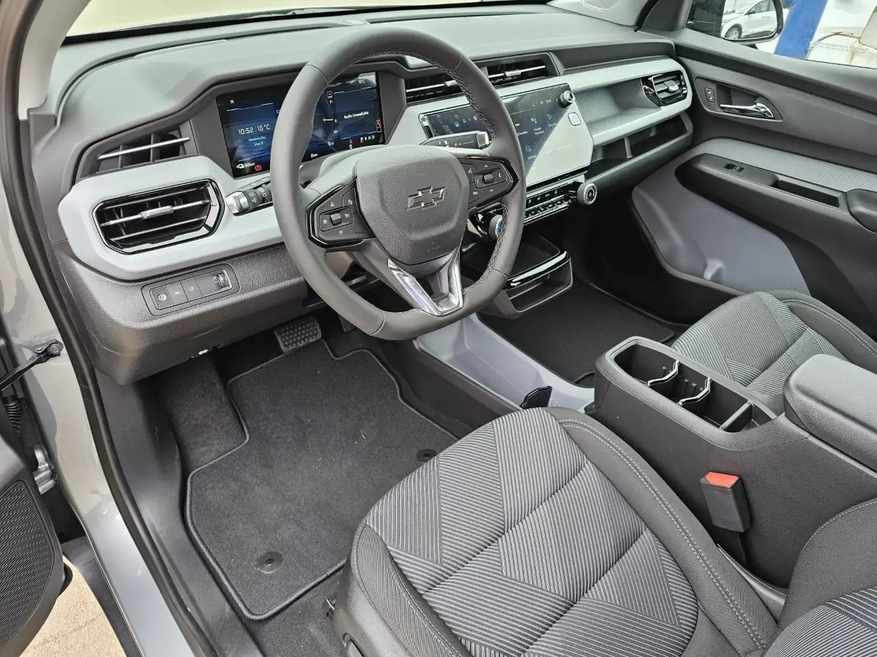 Chevrolet Bolt снимка Chevrolet Bolt