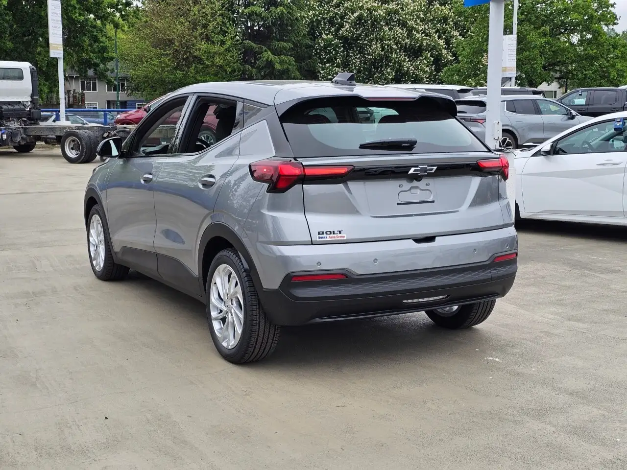 Chevrolet Bolt снимка Chevrolet Bolt