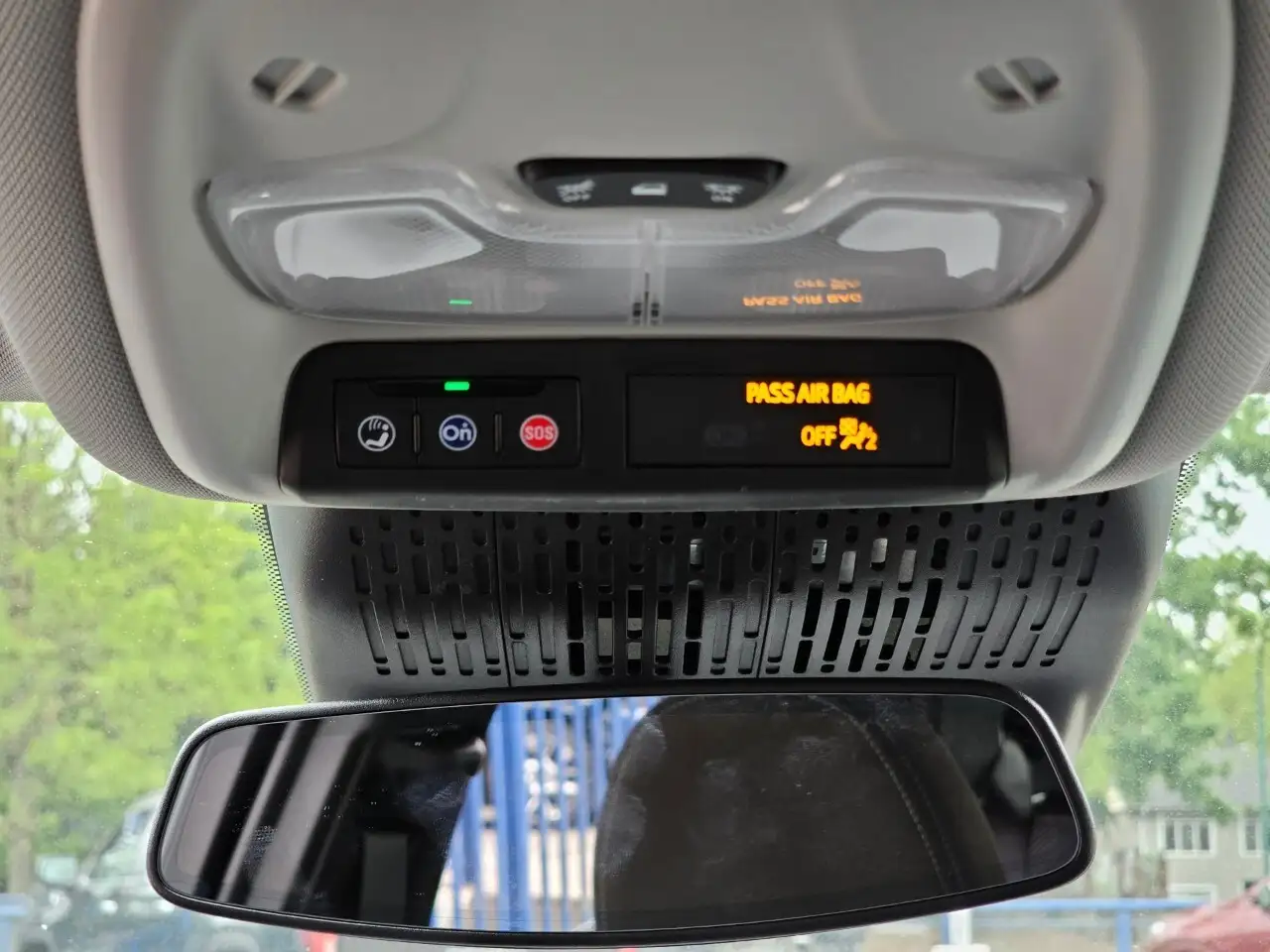 Chevrolet Bolt снимка Chevrolet Bolt