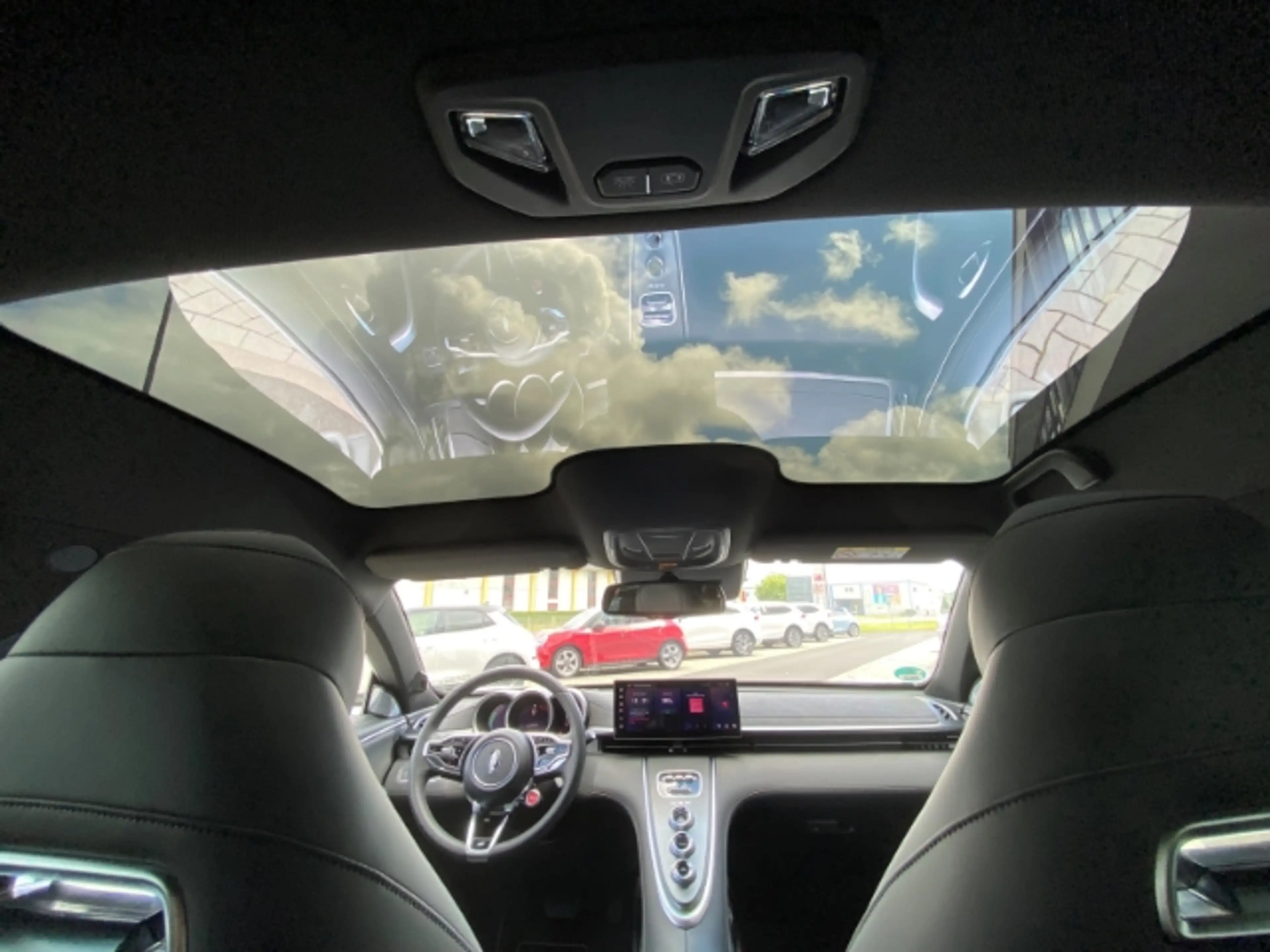 GWM ORA 07 GT AWD 86kWh SPORTFEELING DELUXE 300 kW Leistung! — photo 15
