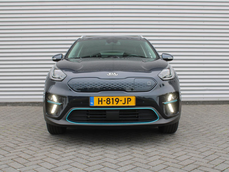 Kia e-Niro ExecutiveLine 64 kWh | Navi | Airco | 17" LM | Tre — photo 2