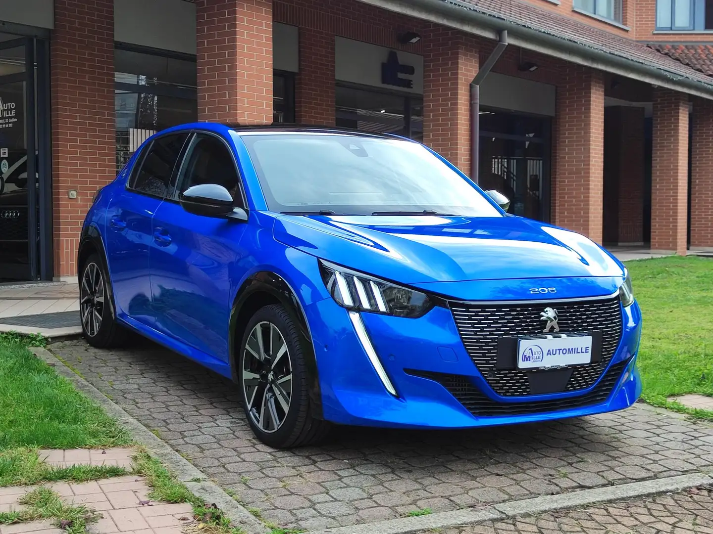 Peugeot 208 208 1.2 puretech GT s&s 100cv Bleu - 1