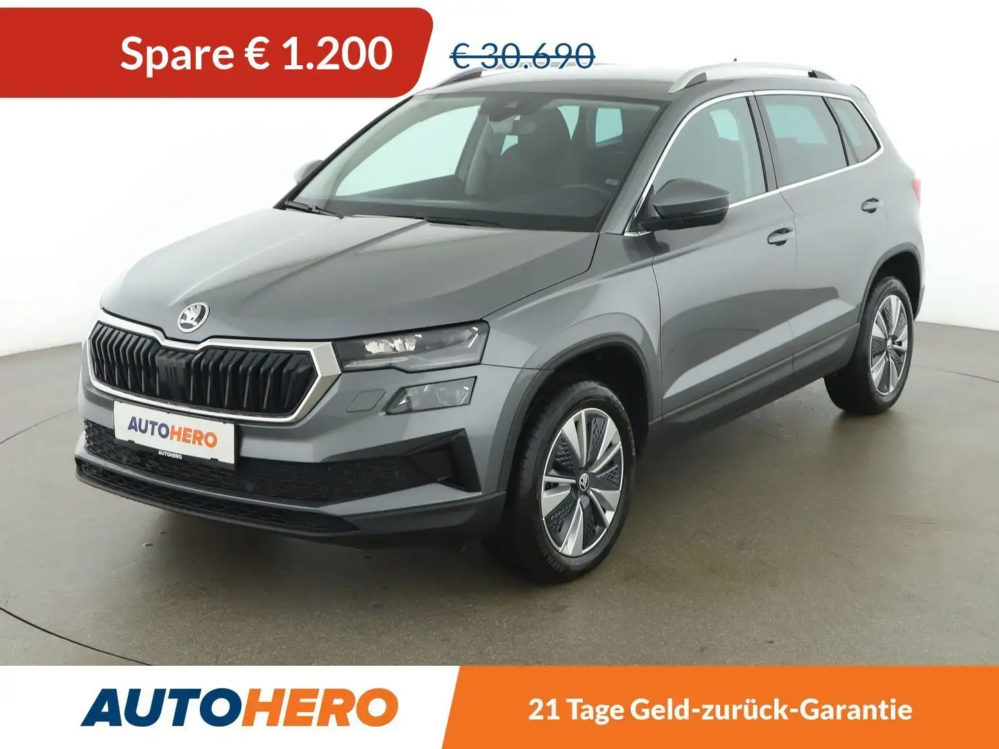Skoda Karoq 2.0 TDI Style Grau - 1