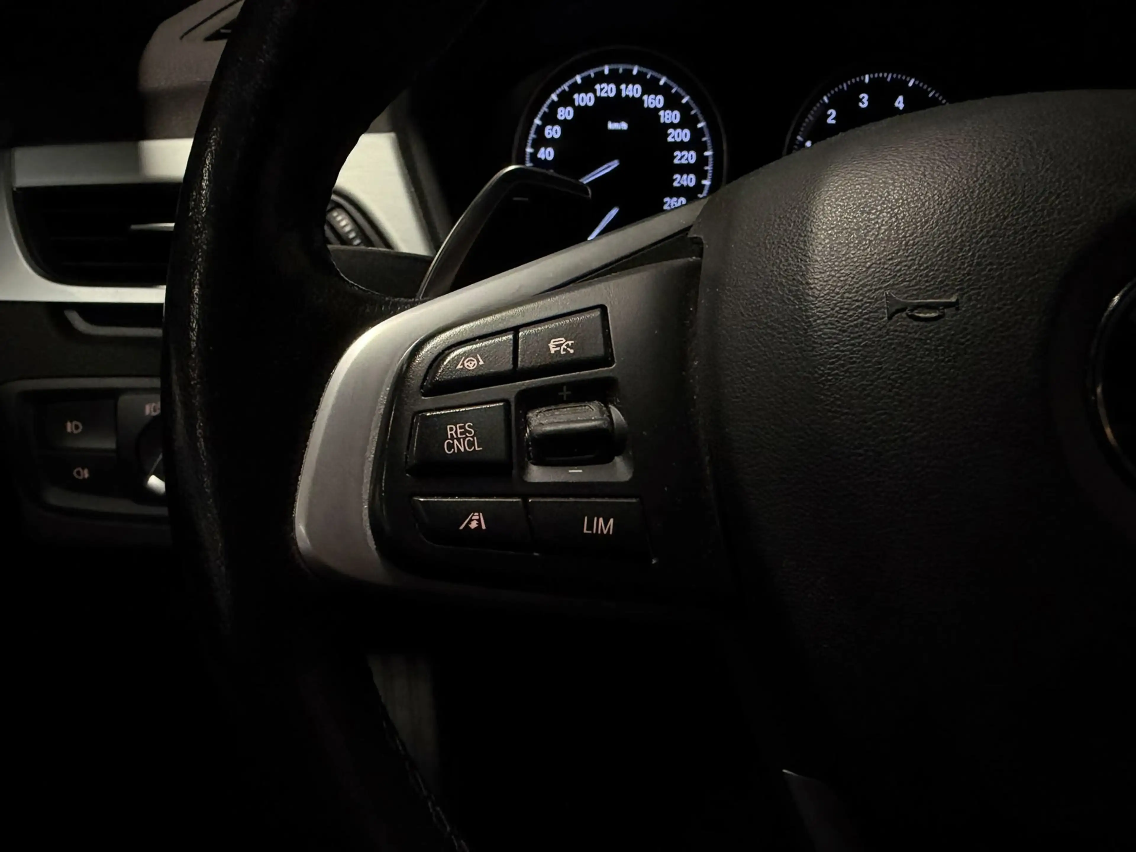 BMW X1 SDrive20i High Executive (LED, ACC, HUD, LEDER, TR — photo 11