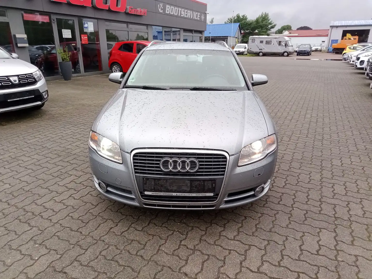Audi A4 Avant 2.0 TDI Gri - 2