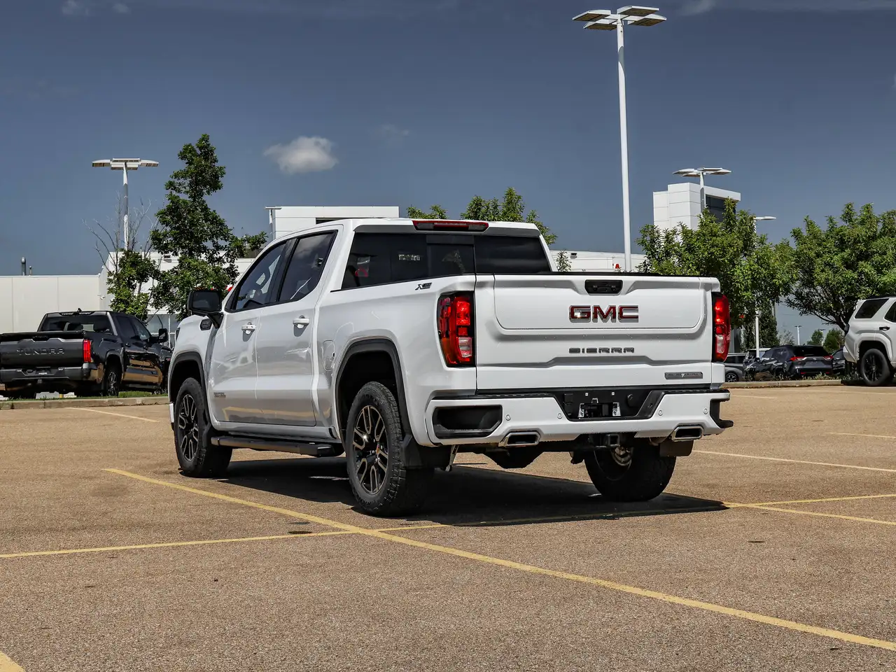 GMC Sierra 1500 photo GMC Sierra 1500