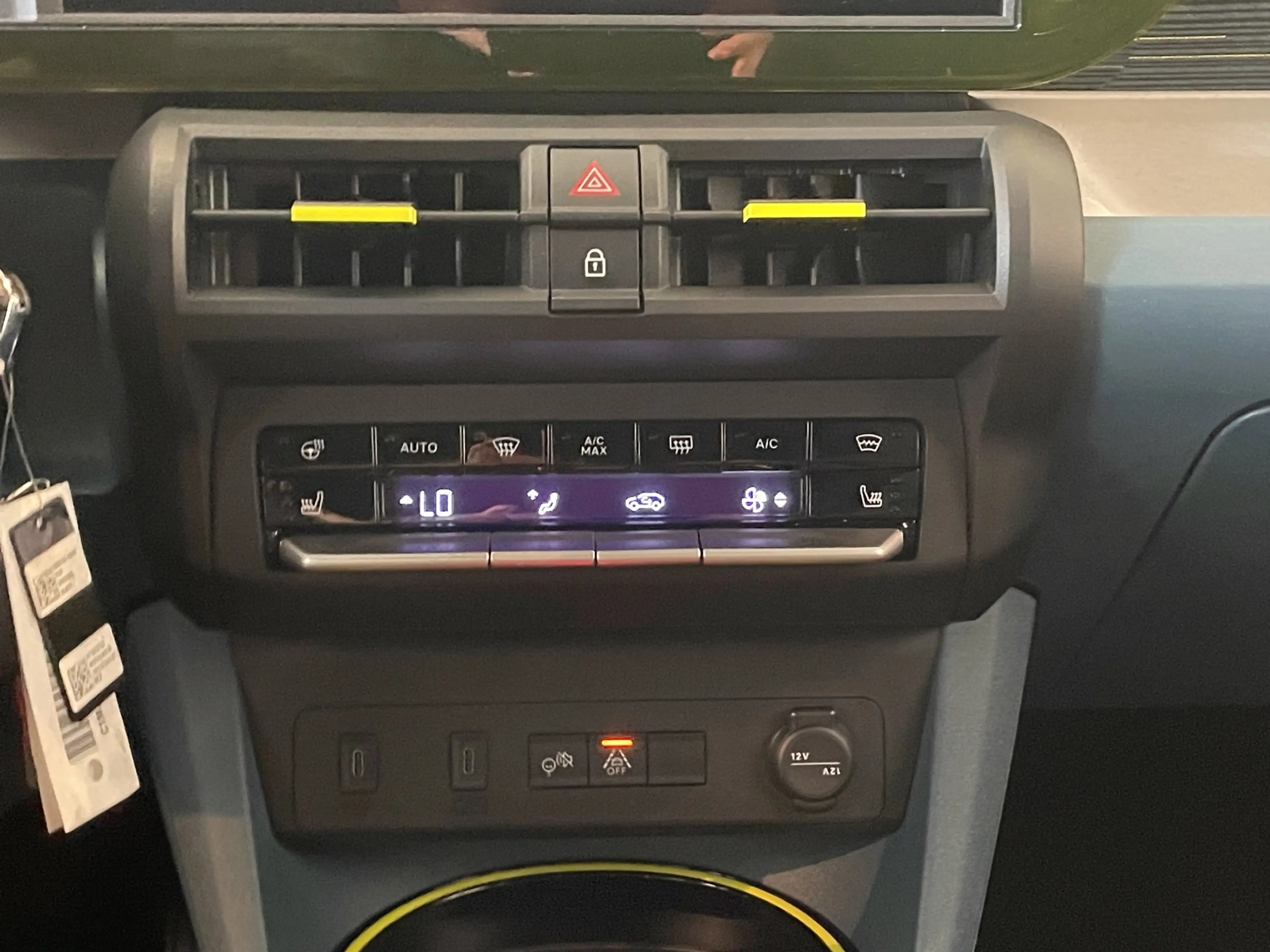 Fiat Grande Panda eDCT 1.2 74 kW Icon LED+Navi+SHZ+LM — photo 15