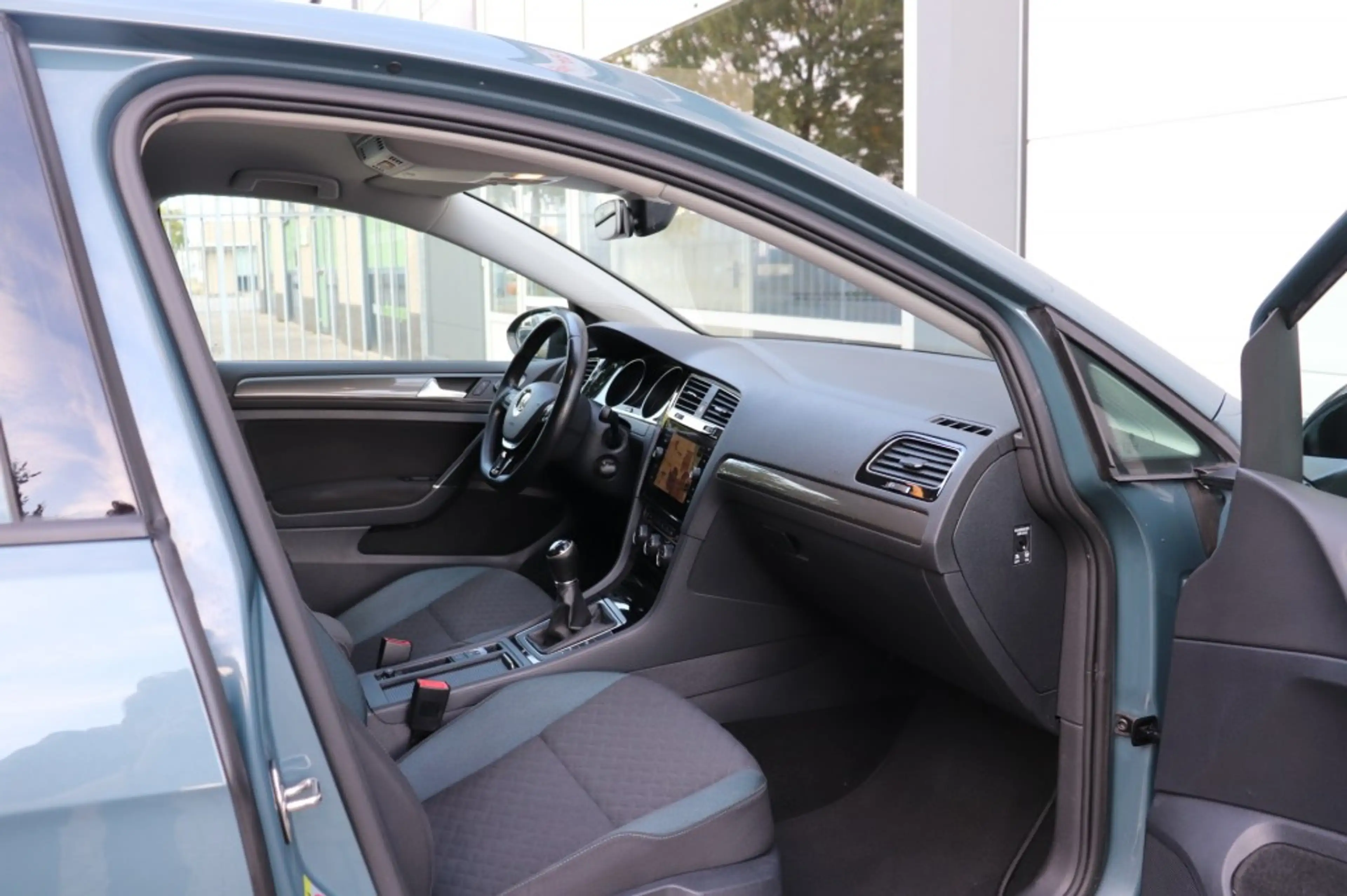 Volkswagen Golf 1.0 TSI 116PK IQ.LINE/LANE.ASSIST/BLIND.SPOT/ADAP. — photo 10
