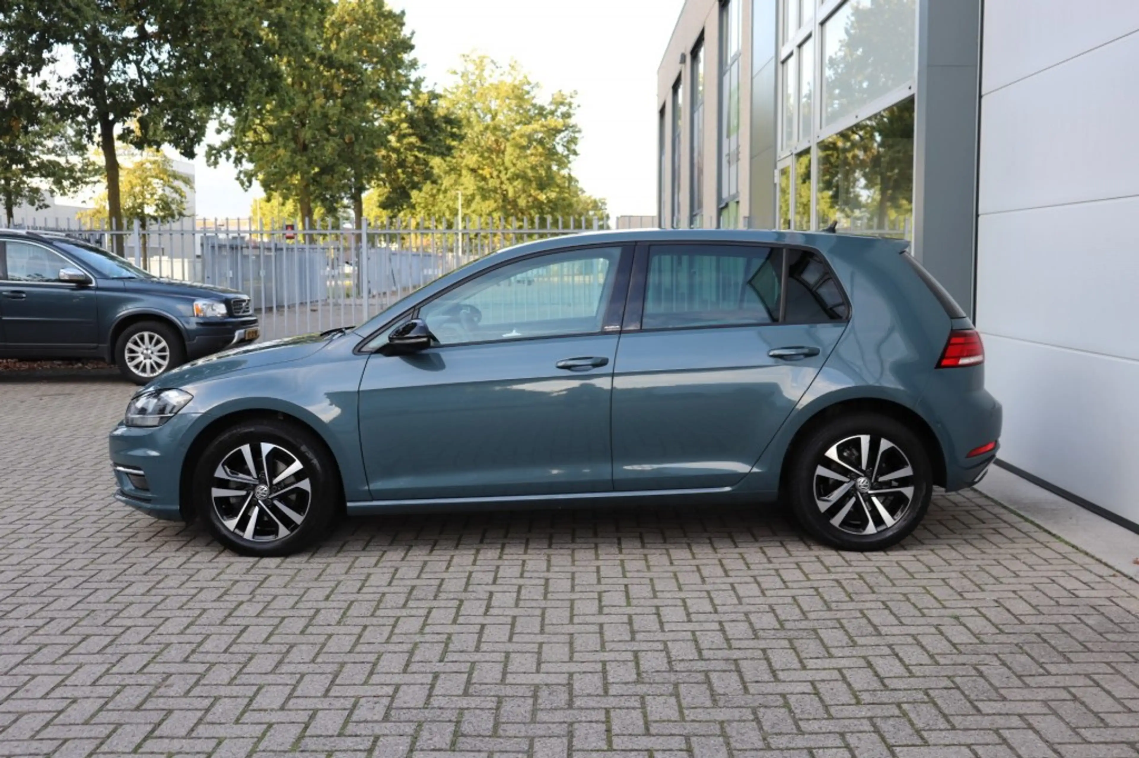 Volkswagen Golf 1.0 TSI 116PK IQ.LINE/LANE.ASSIST/BLIND.SPOT/ADAP. — photo 4