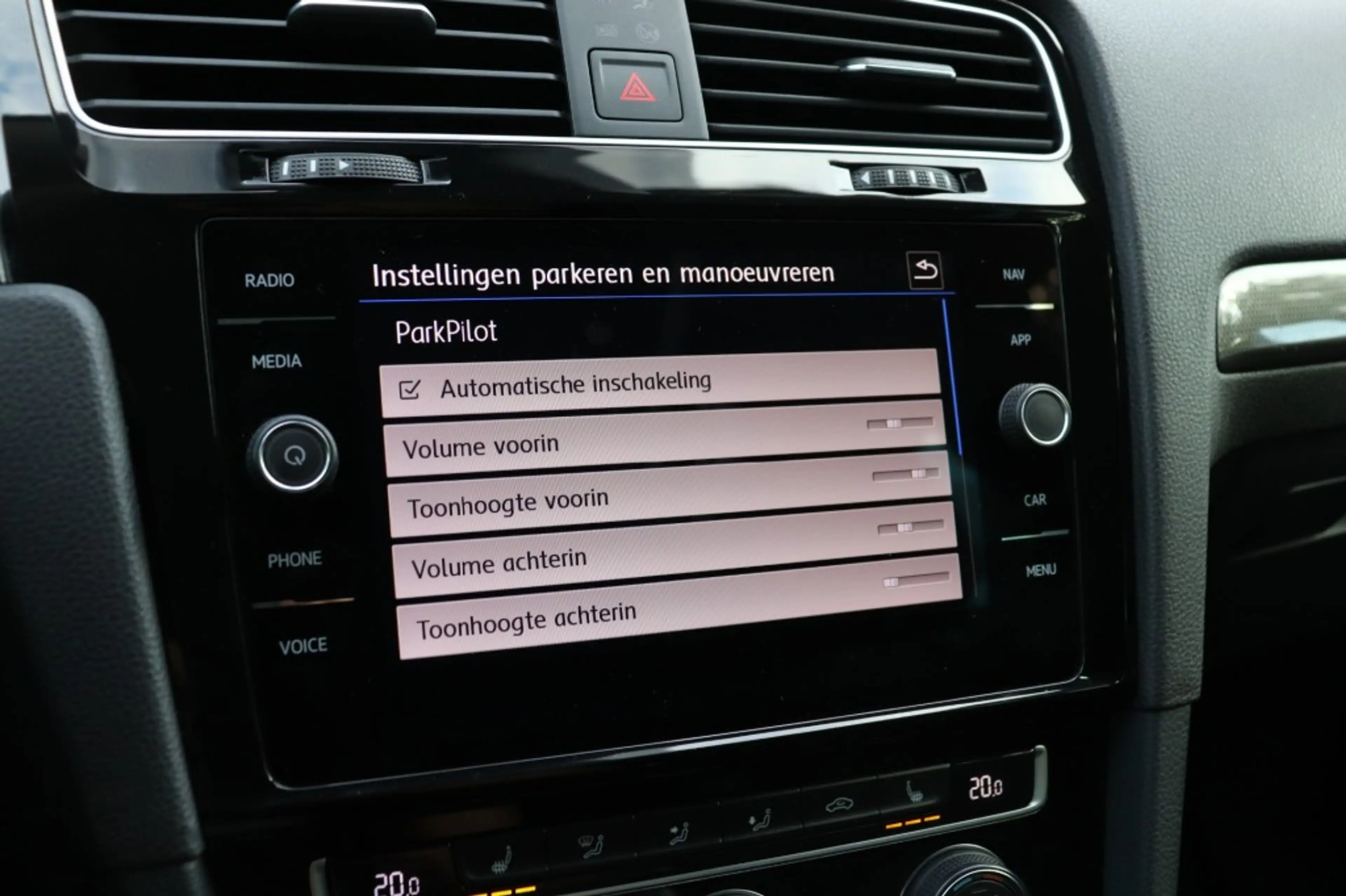 Volkswagen Golf 1.0 TSI 116PK IQ.LINE/LANE.ASSIST/BLIND.SPOT/ADAP. — photo 43