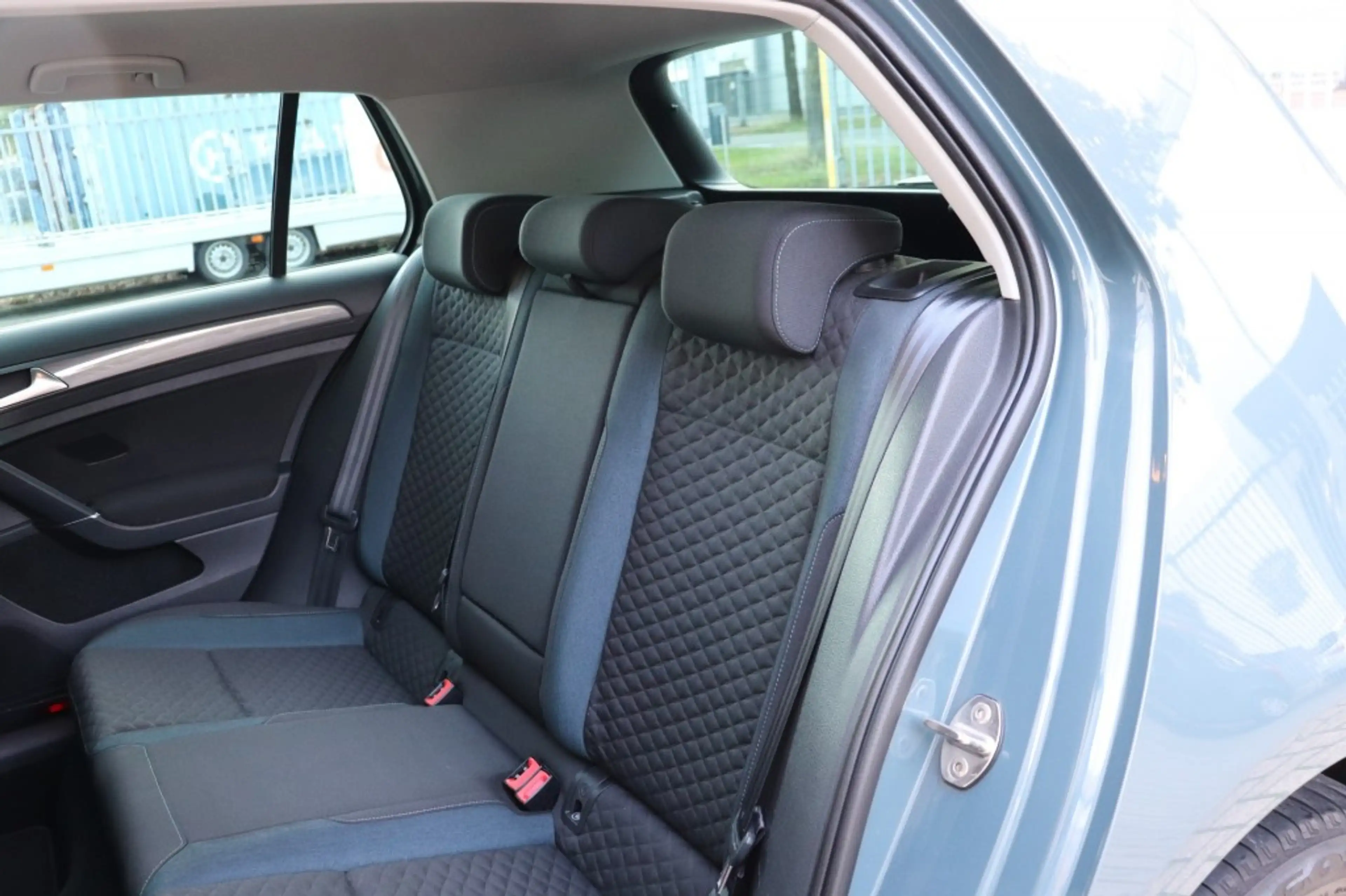 Volkswagen Golf 1.0 TSI 116PK IQ.LINE/LANE.ASSIST/BLIND.SPOT/ADAP. — photo 22