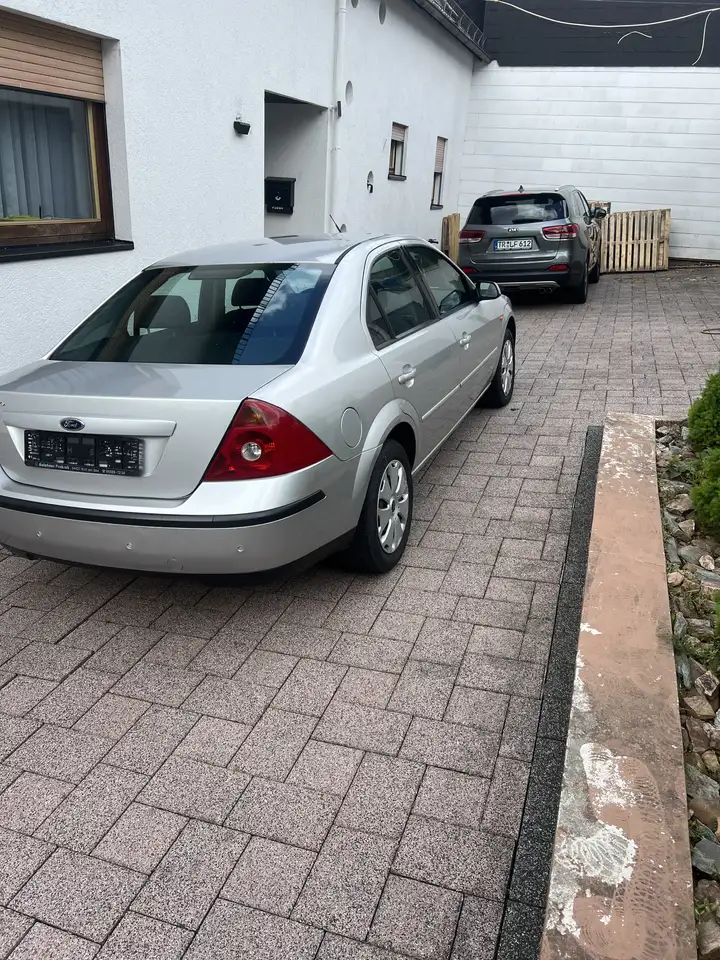 Ford Mondeo 1.8 Ambiente, foto 5