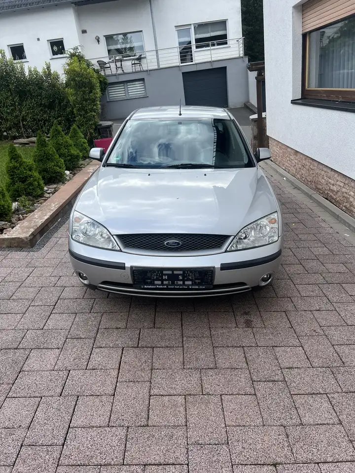 Ford Mondeo 1.8 Ambiente, foto 3