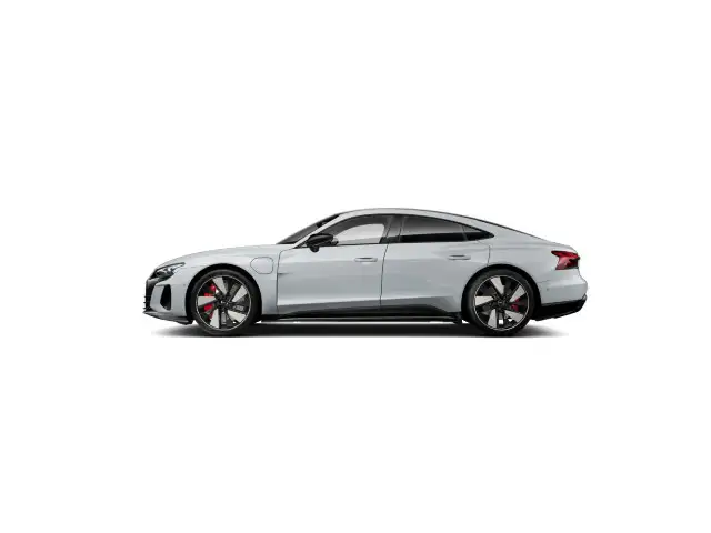 Audi e-tron GT view 6