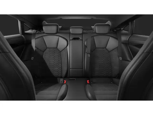 Audi e-tron GT view 9