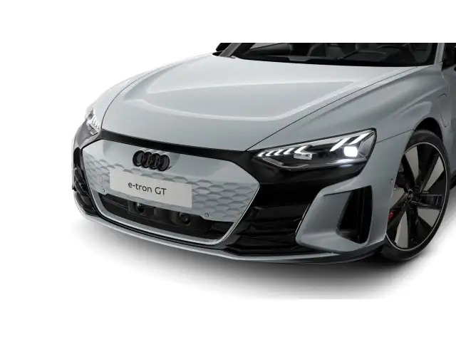 Audi e-tron GT view 2