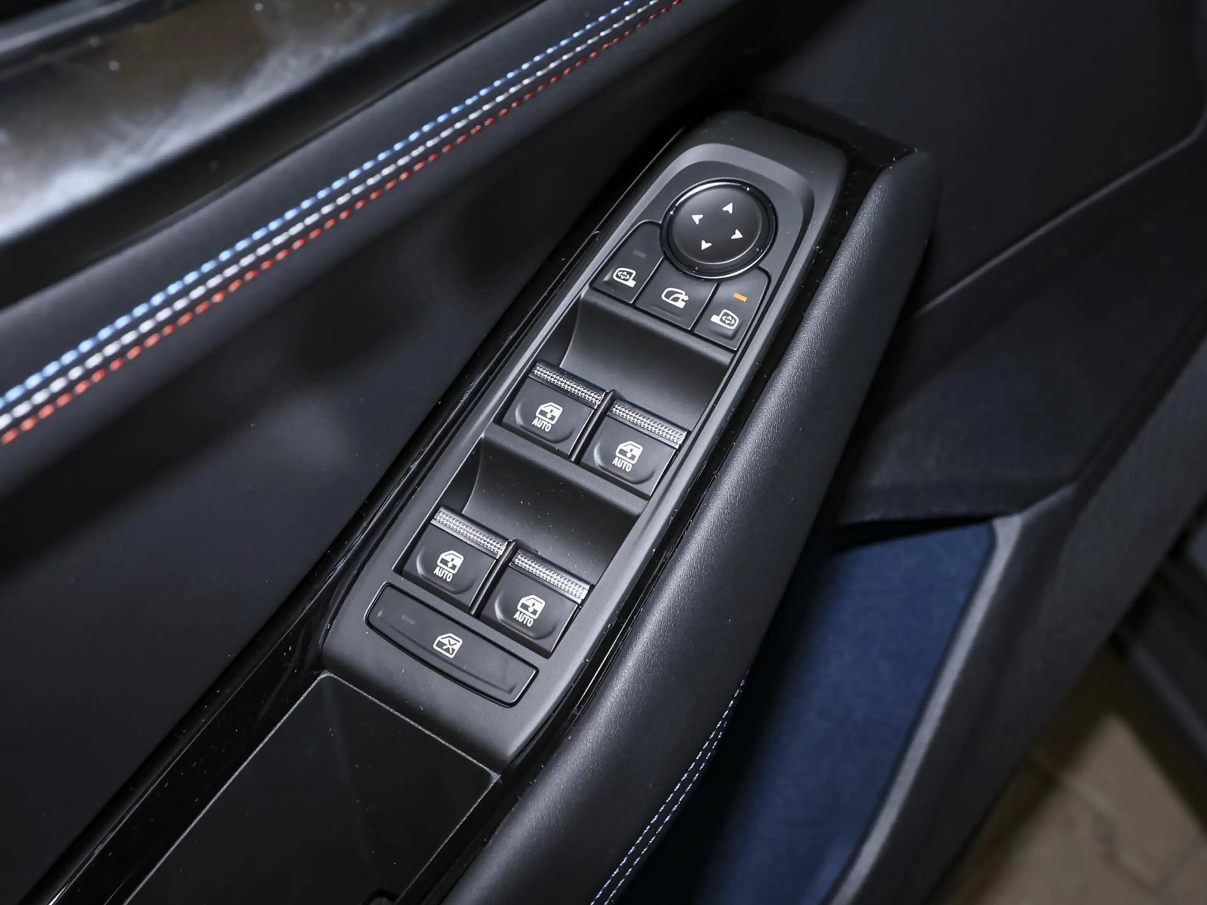 Renault Rafale Esprit Alpine Plug-in Hybrid 300 4x4 — photo 11