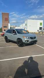 Sorento 2.0 CRDi (blanche avec covering gris)
