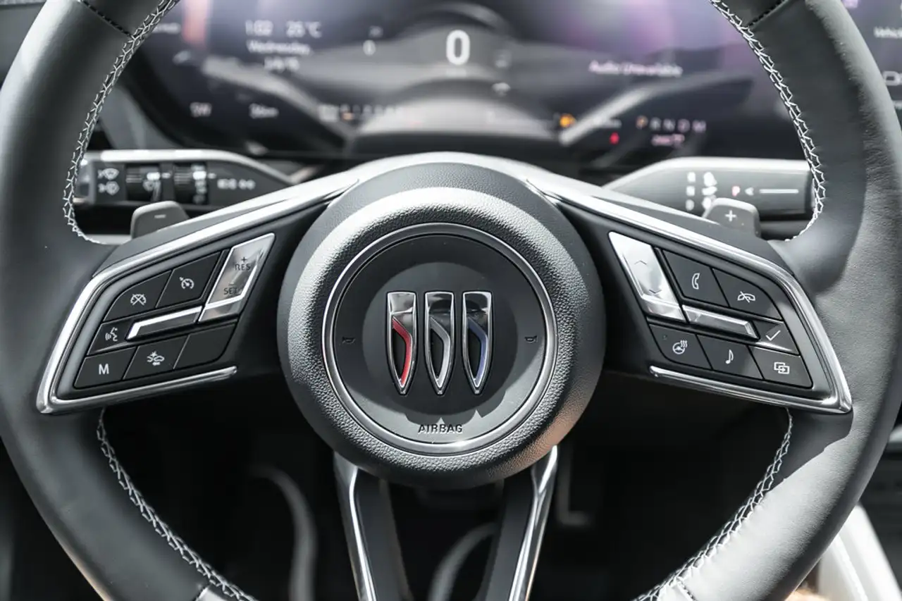 Buick Envision fotografie Buick Envision
