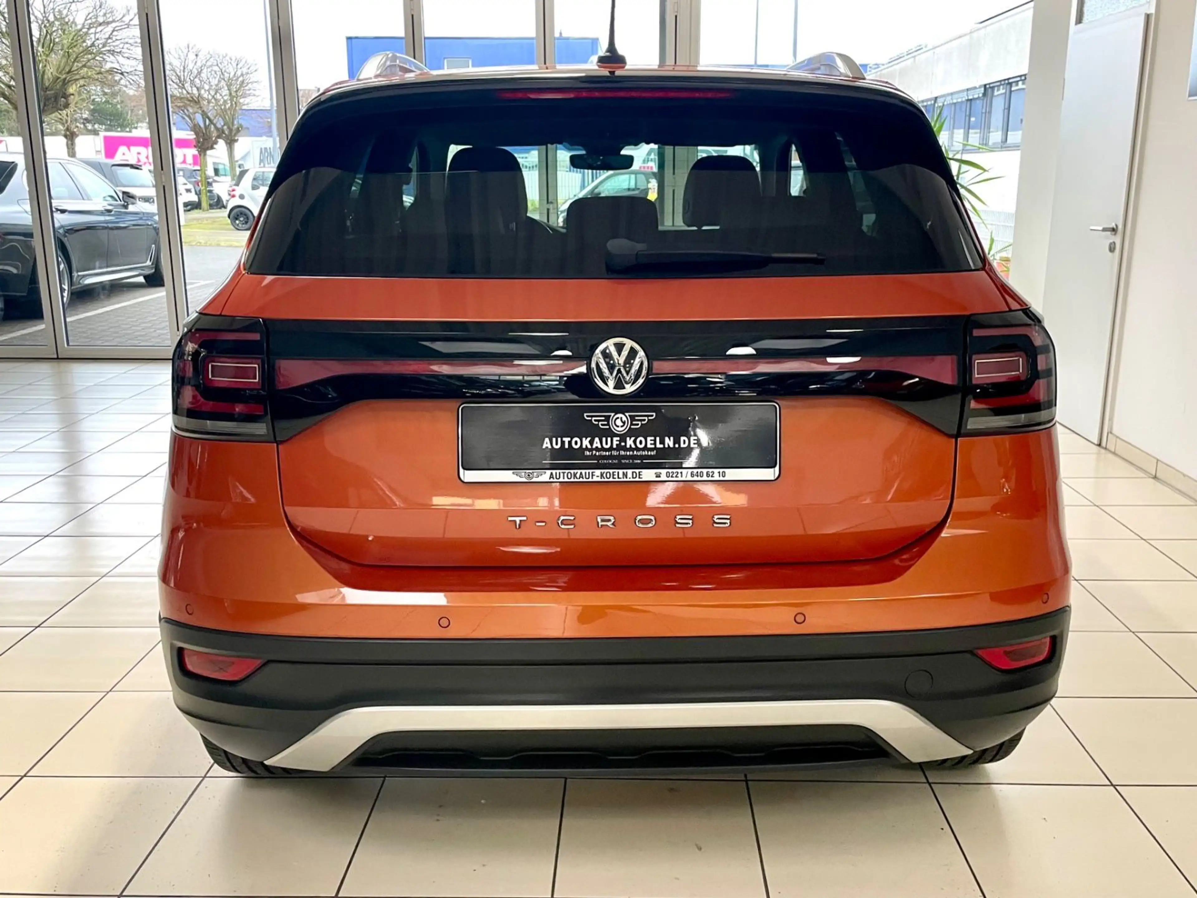 Volkswagen T-Cross Style 1,0 Automatik/Navi/Alus — photo 5