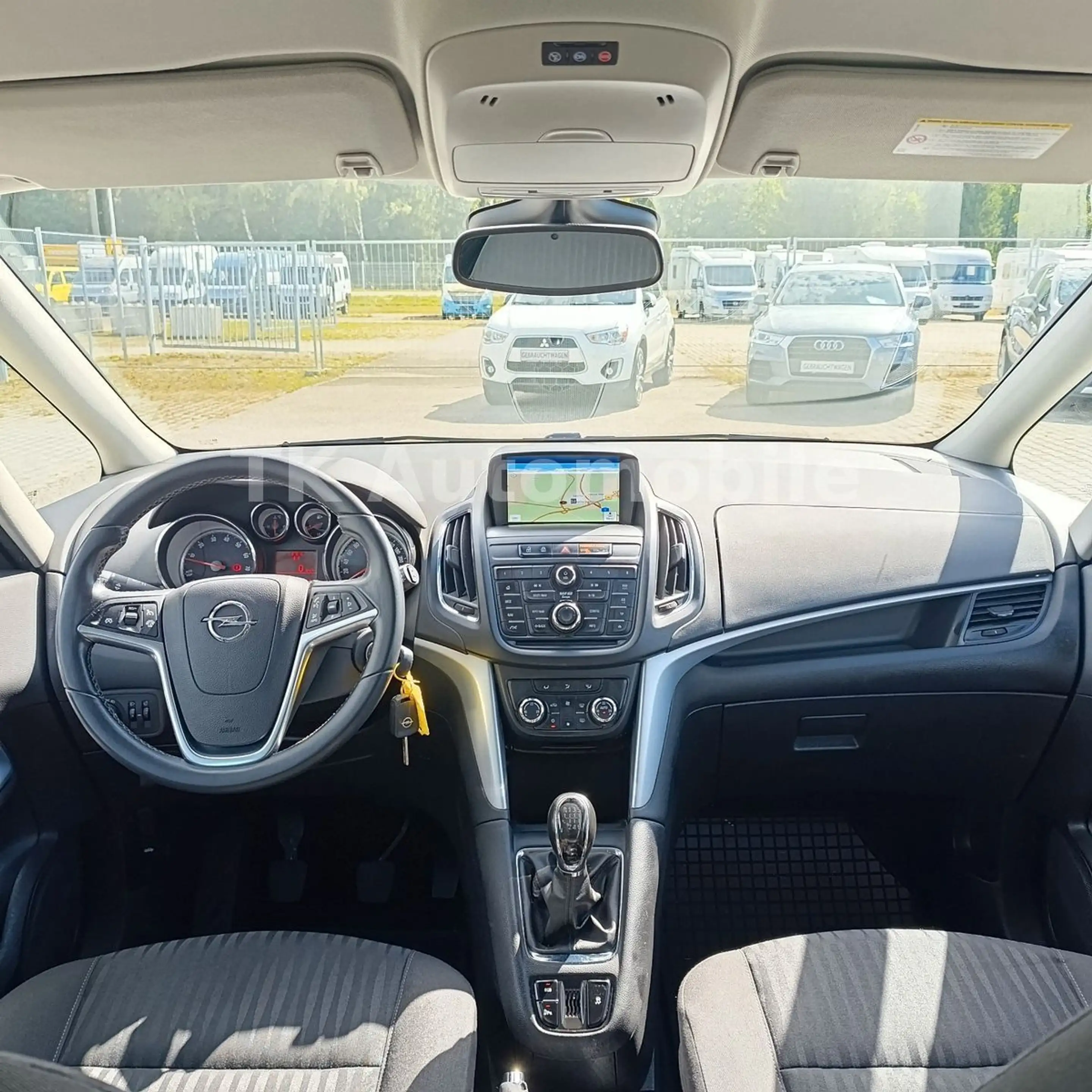 Opel Zafira C Tourer NAVI/SHZ/KAMERA/7 Sitze/1 Hand! — photo 13